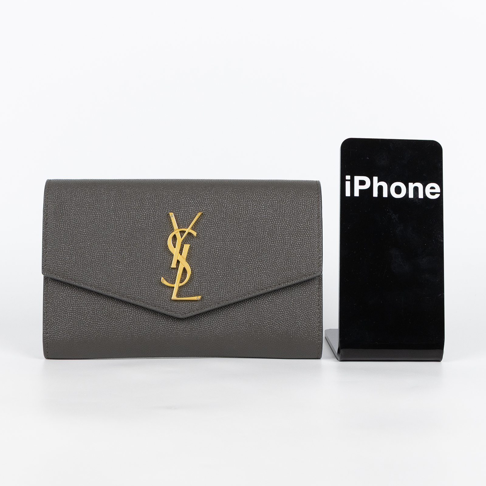 聖羅蘭 YSL SAINT LAURENT Uptown 粒面壓紋皮革 鏈條錢包 6077881GF0J 深灰信封WOC 原廠盒子/防塵袋