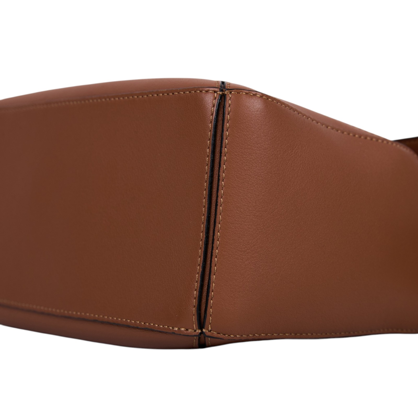 羅意威 LOEWE Medium Puzzle bag 中型 手提 斜背 肩背包 A510P49X14 焦糖PUZZLE SMALL 防塵袋/背帶