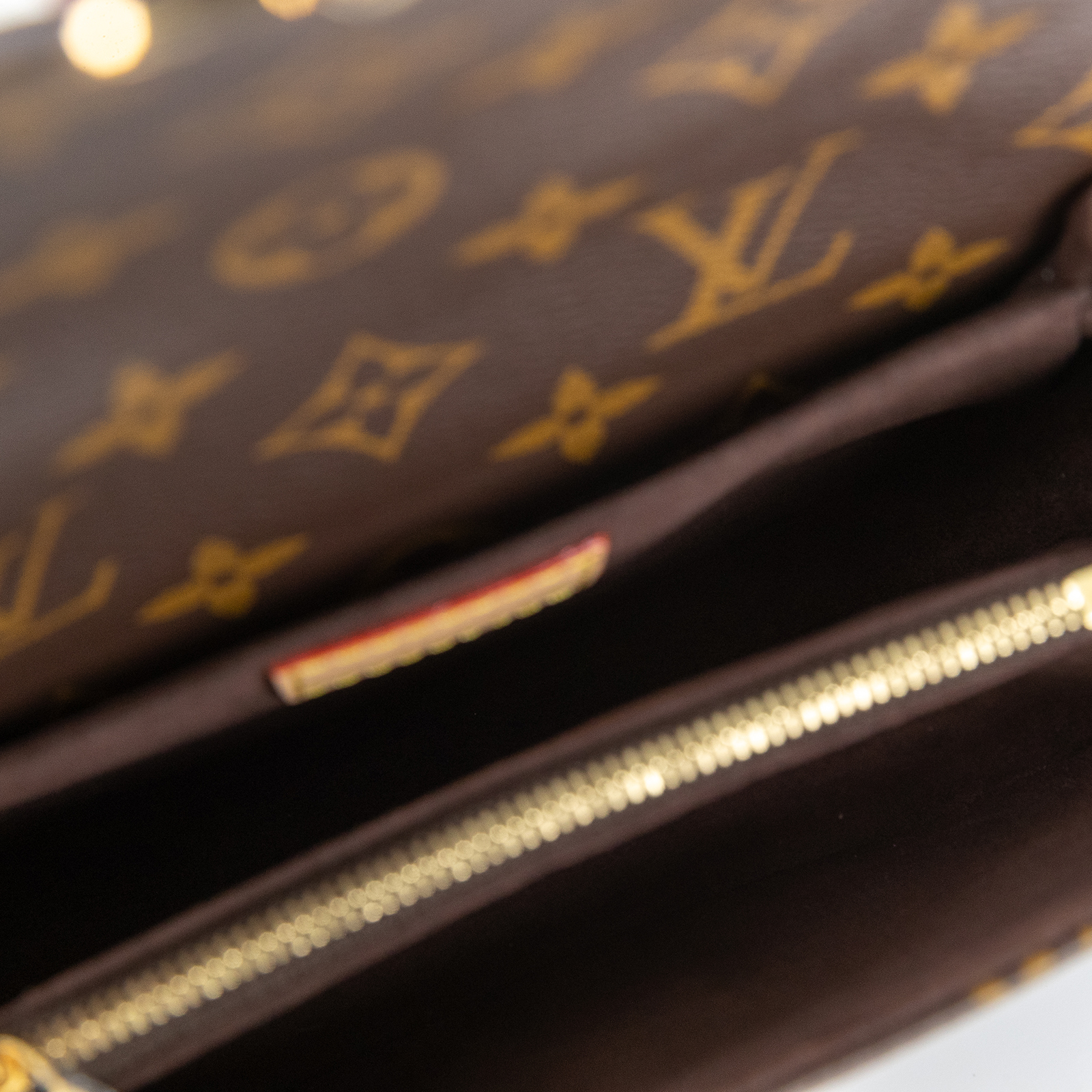 路易威登 LOUIS VUITTON Pochette Métis East West 老花 鏈條 郵差包 腋下單肩包 M46279 晶片款  防塵袋/背帶2