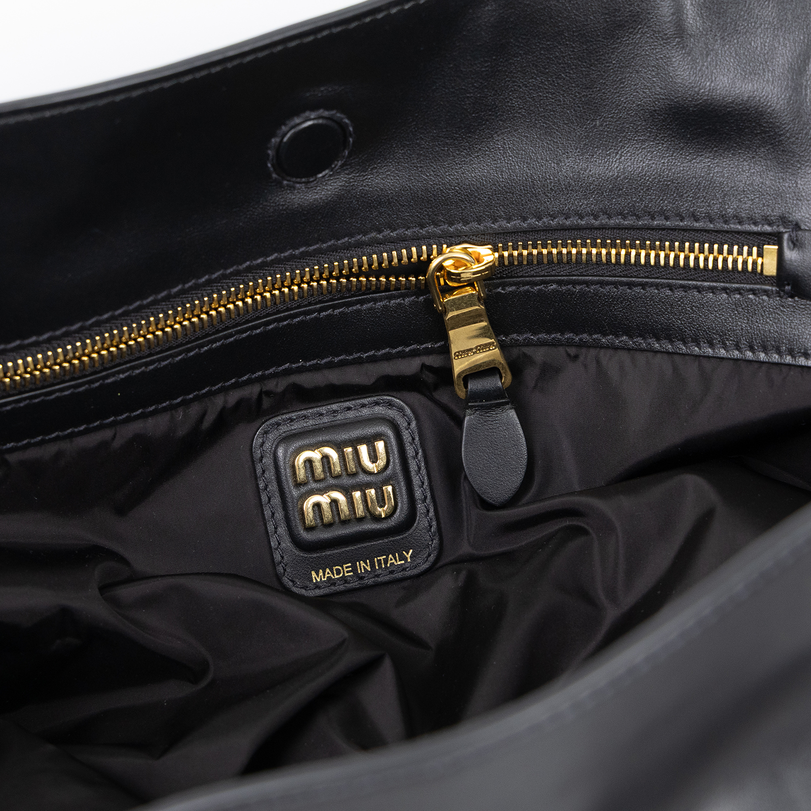 繆繆 MIU MIU Hobo 半月形 手提包 5BC119_2CRW 黑皮革HOBO TOTE 防塵袋/保證卡