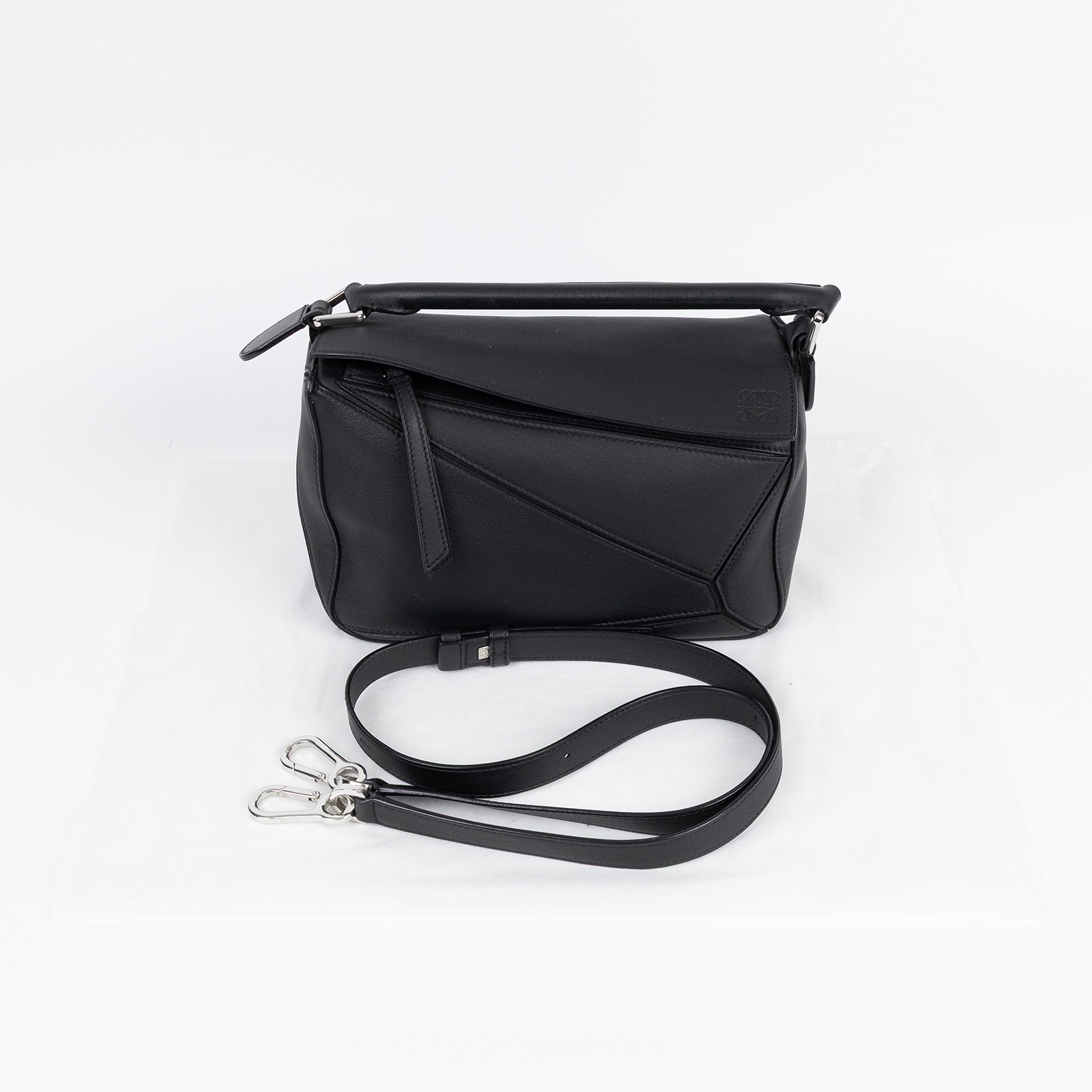 羅意威 LOEWE Small Puzzle bag 肩背 斜背包  黑PUZZLE SMALL 背帶