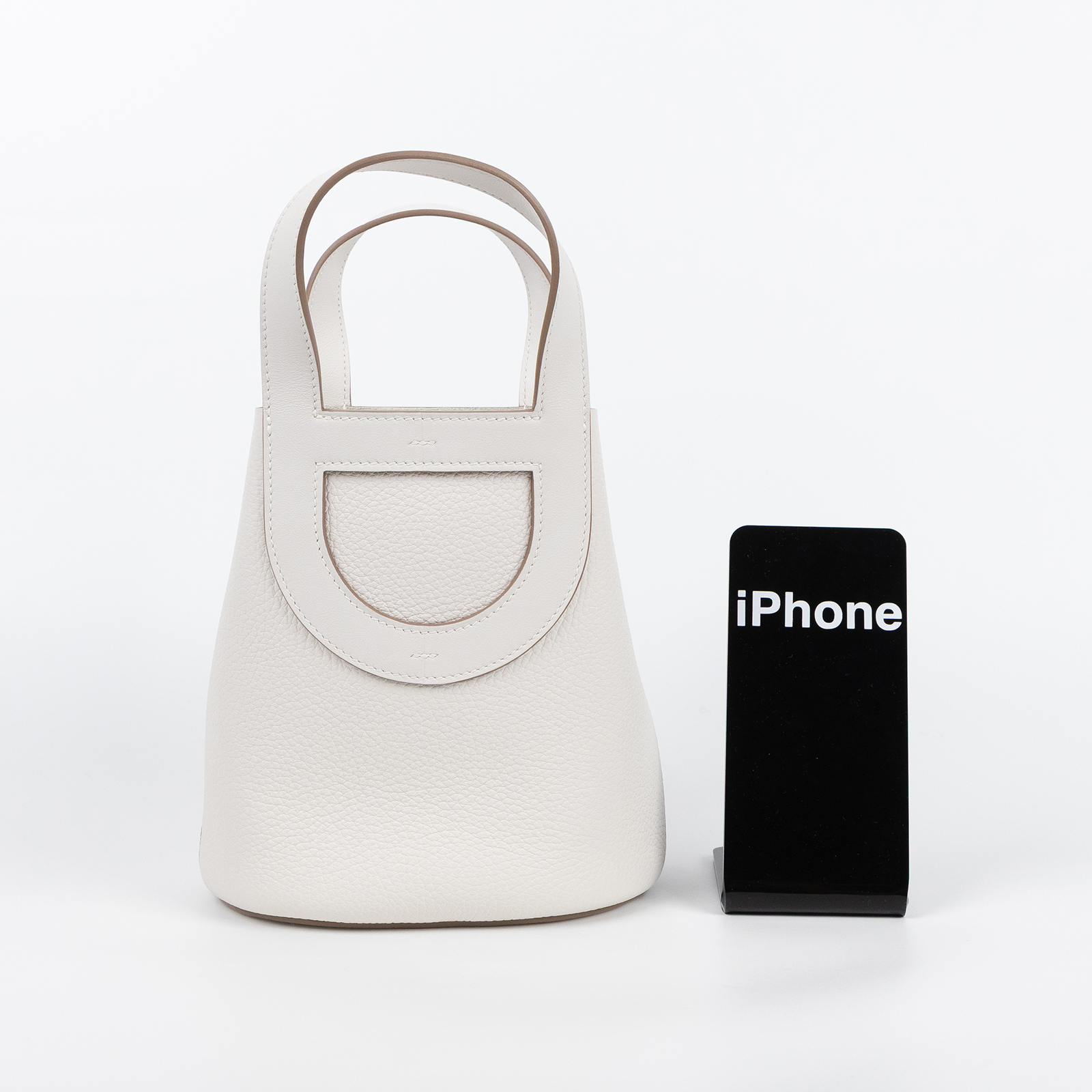 愛馬仕 Hermes In The Loop 18  豬鼻 菜籃子包 銀色五金 珍珠灰色 H084274CKBF /W PU 003 NI  原廠盒子/防塵袋/取貨單據