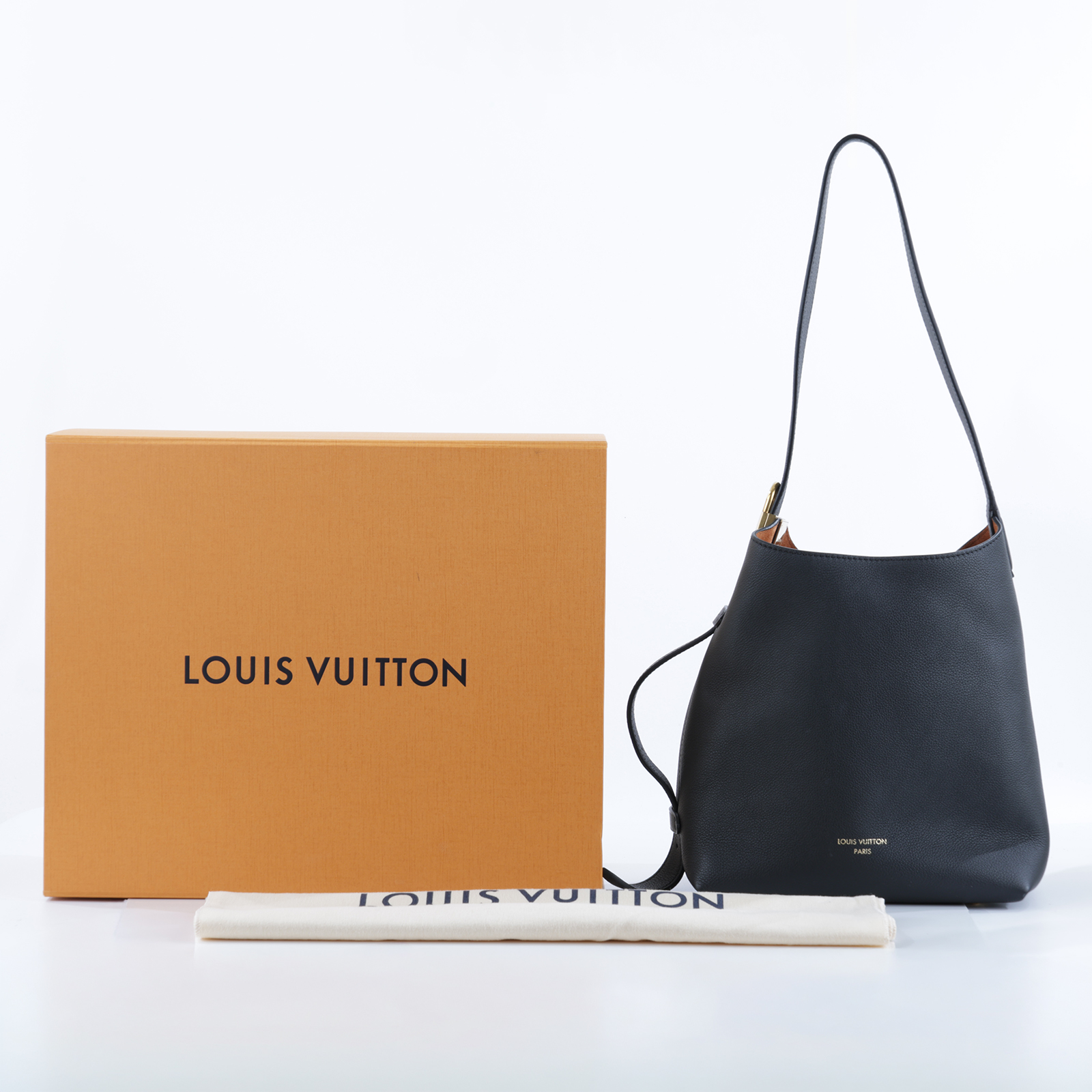 路易威登 LOUIS VUITTON Low Key Hobo PM 手提包 黑色 M25352 晶片款  內袋/原廠盒子/防塵袋