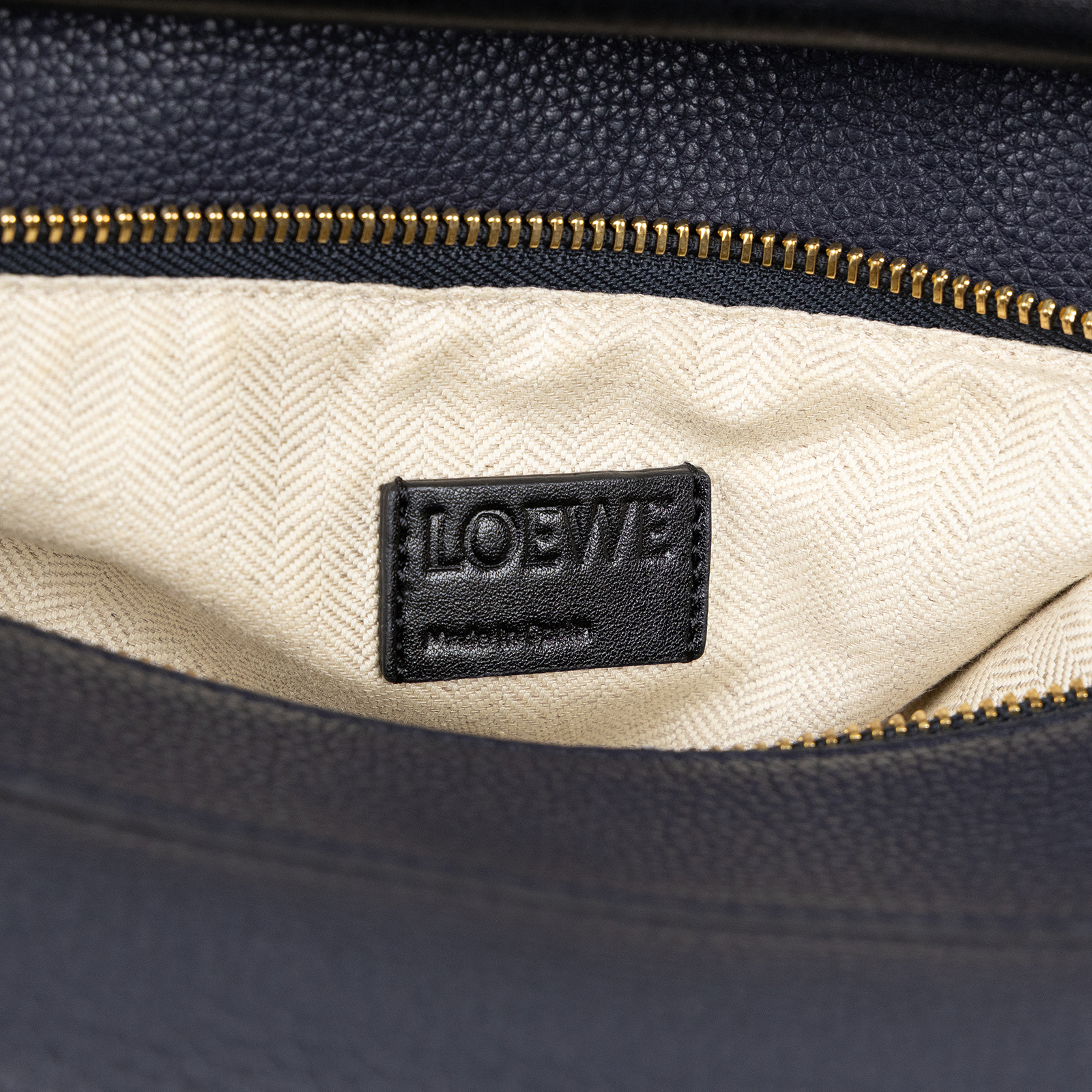 羅意威 LOEWE Medium Puzzle bag 中型 手提 斜背 肩背包 32212KBS20 深藍 PUZZLE MEDIUM 防塵袋/背帶