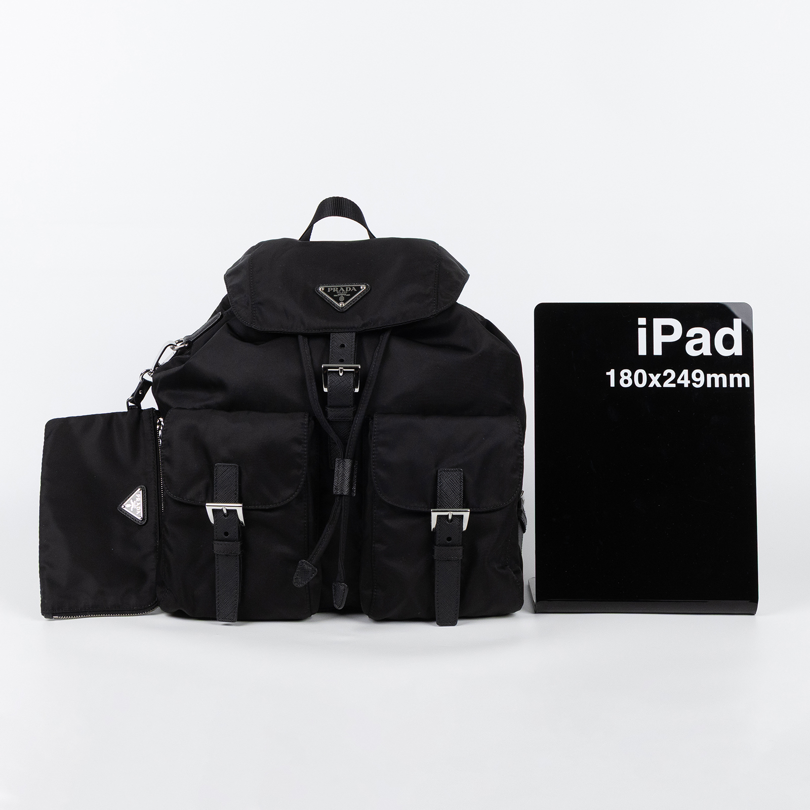 普拉達 PRADA Re-Nylon 中型 背囊 後背包 化妝袋 1BZ811_RV44 黑尼龍後背包 防塵袋/內袋