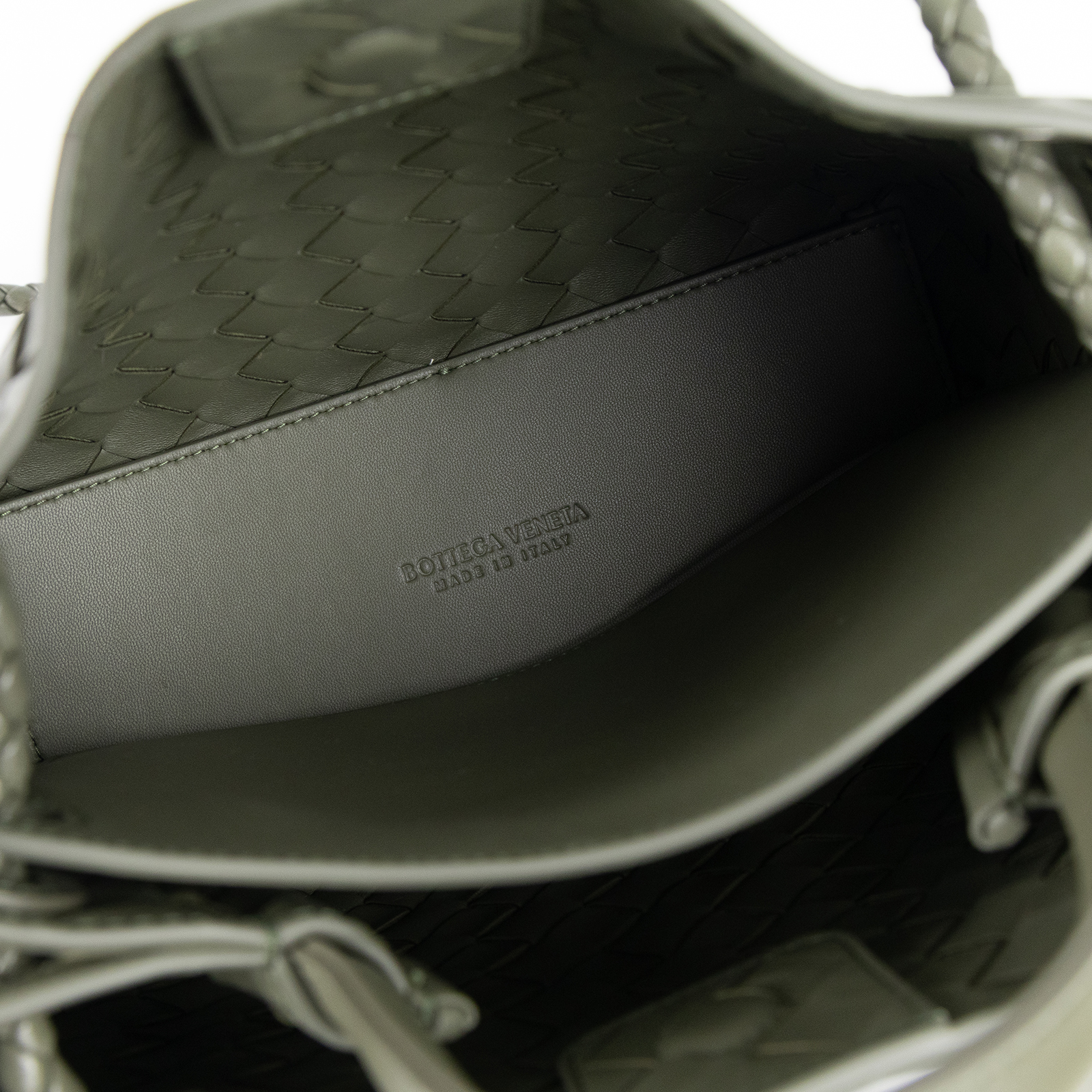 寶緹嘉 BOTTEGA VENETA Small Andiamo With Chain 小型 手提包 肩背包 斜背包 766014VCPP1 晶片款  防塵袋/保證卡