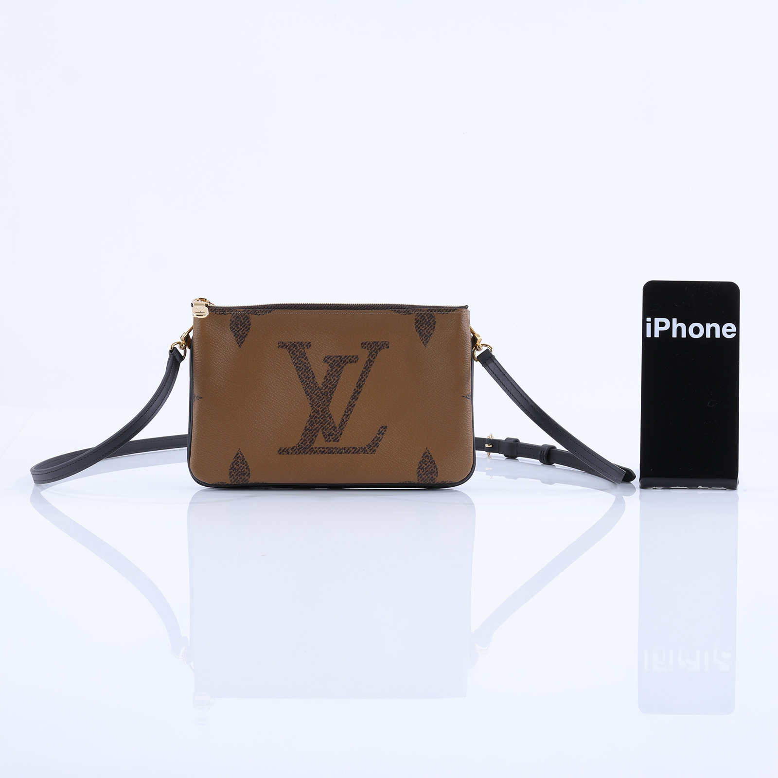 路易威登 LOUIS VUITTON Double Zip Pochette Reverse 帆布 多夾層手拿 斜背包 M69203 晶片款  防塵袋/背帶