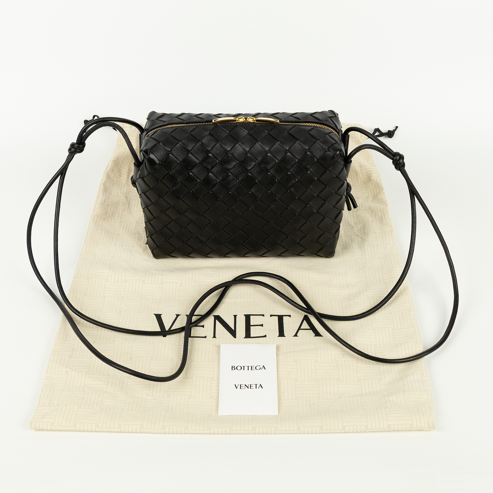 寶緹嘉 BOTTEGA VENETA Loop 相機包 中型 680256V1G11 晶片款 黑編織LOOP 防塵袋