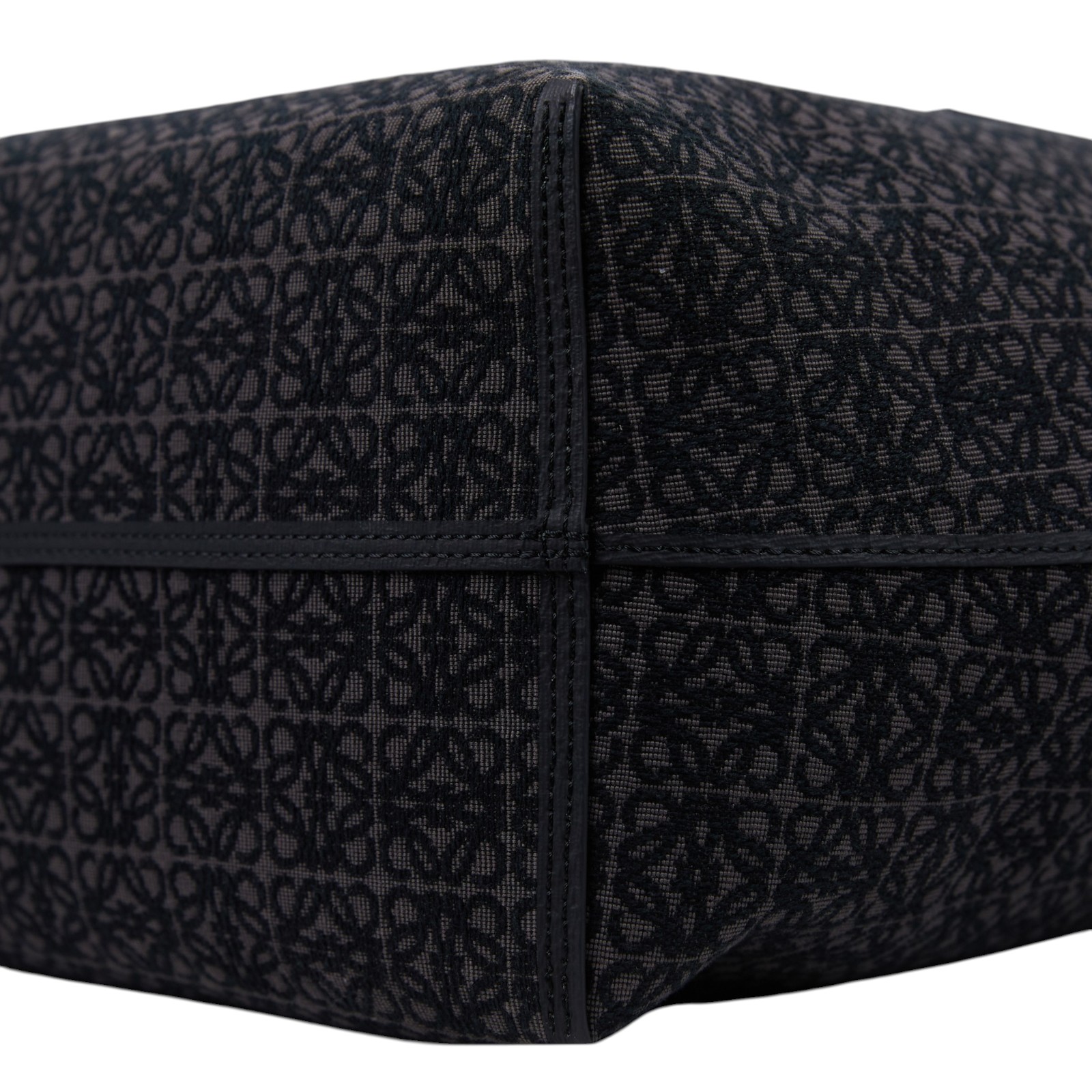 羅意威 LOEWE Anagram T Tote 托特包 肩背包 B657Z73X03 黑Anagram T  TOTE BAG 無附屬品
