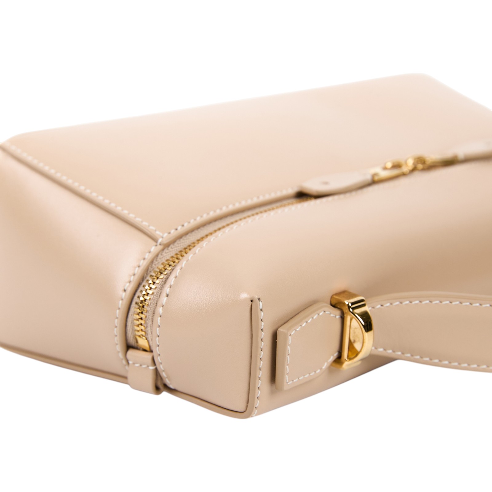 諾悠翩雅 LORO PIANA Extra Bag L23 斜背包 手提包 FAQ2126 淺乳香色EXTRA POCKET L23 防塵袋/背帶/吊飾