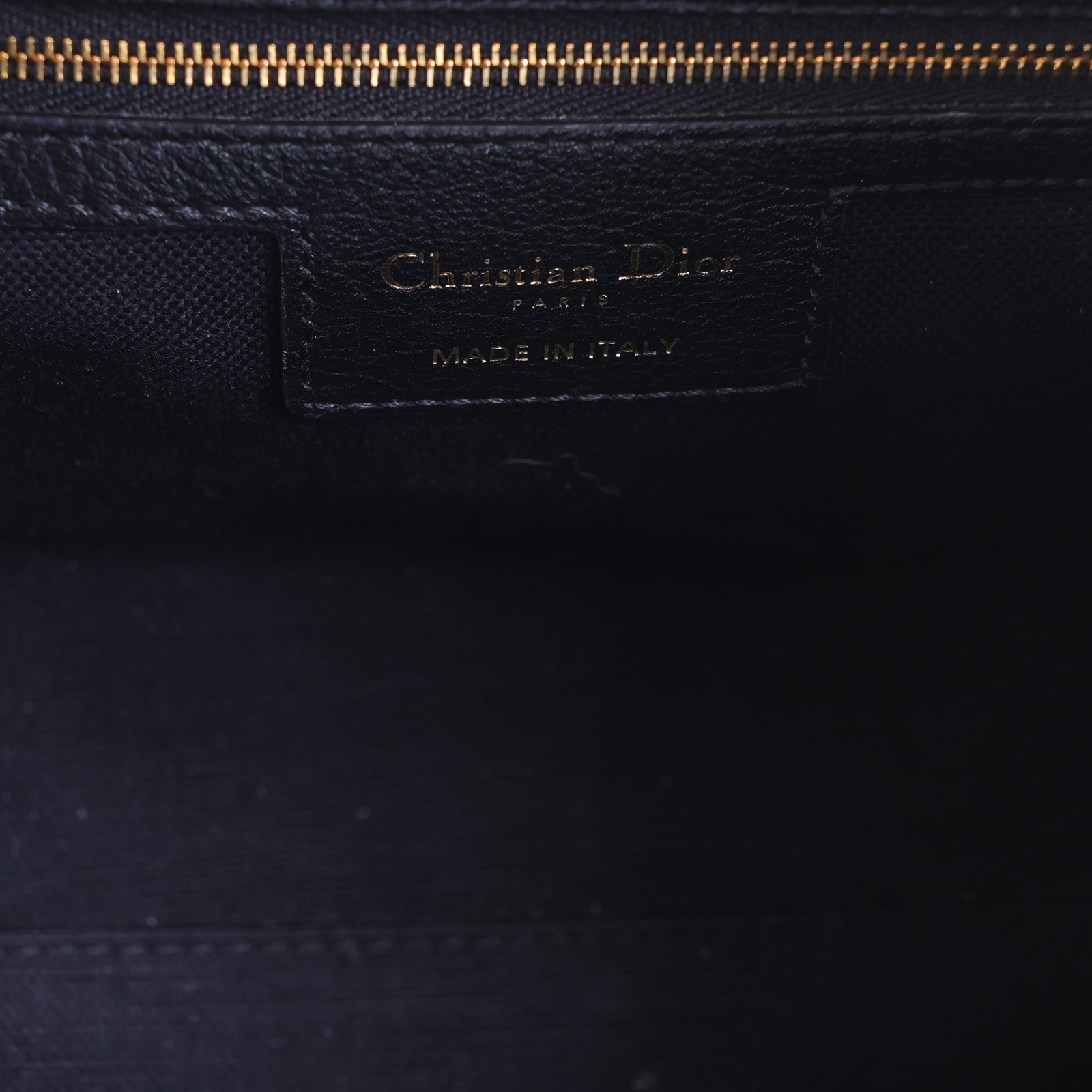 迪奧 CHRISTIAN DIOR Voyage 肩背包 流浪包 中型 M2846UJVC 黑VOYAGE肩背包 中號 保證卡