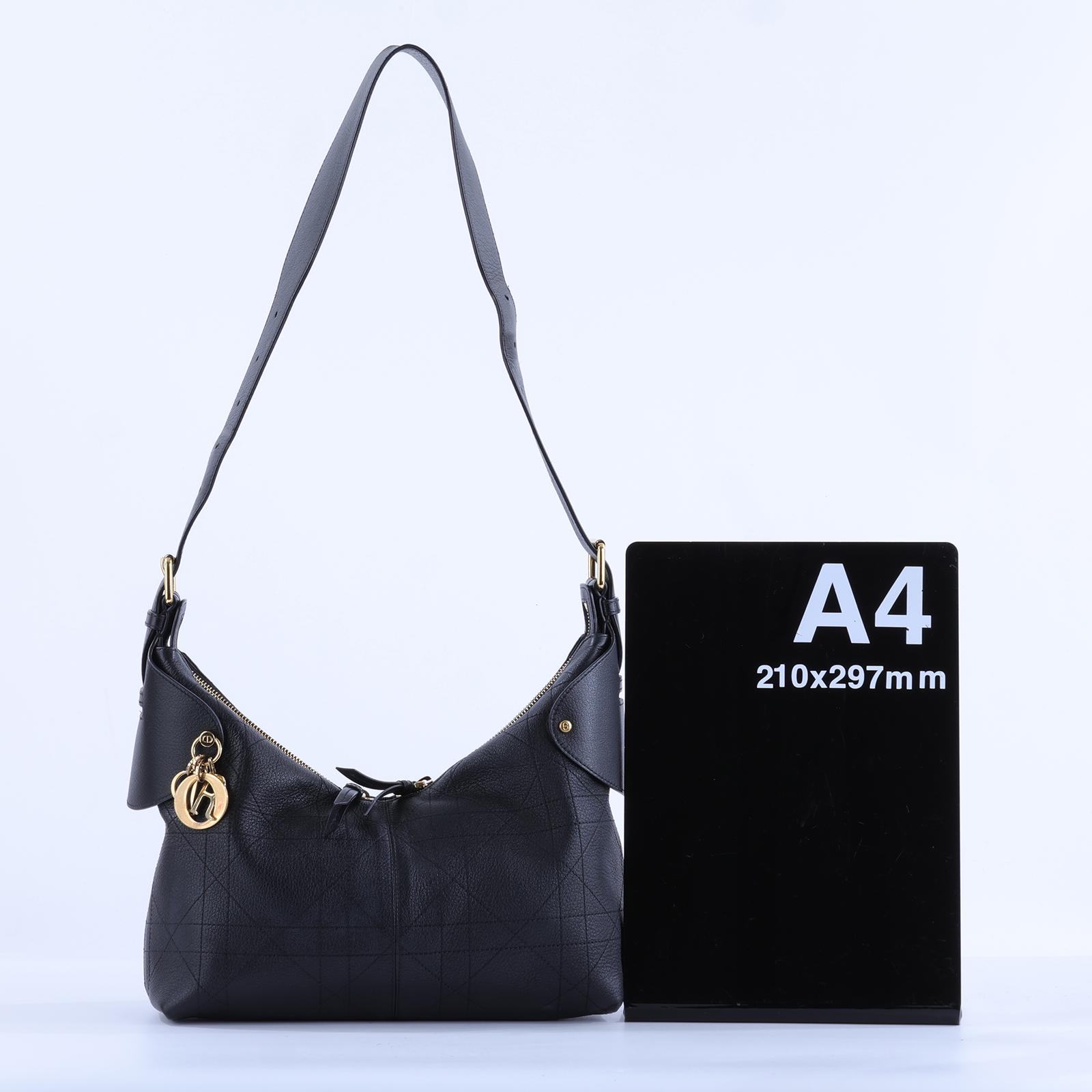 迪奧 CHRISTIAN DIOR Voyage 肩背包 流浪包 中型 M2846UJVC 黑VOYAGE肩背包 中號 保證卡