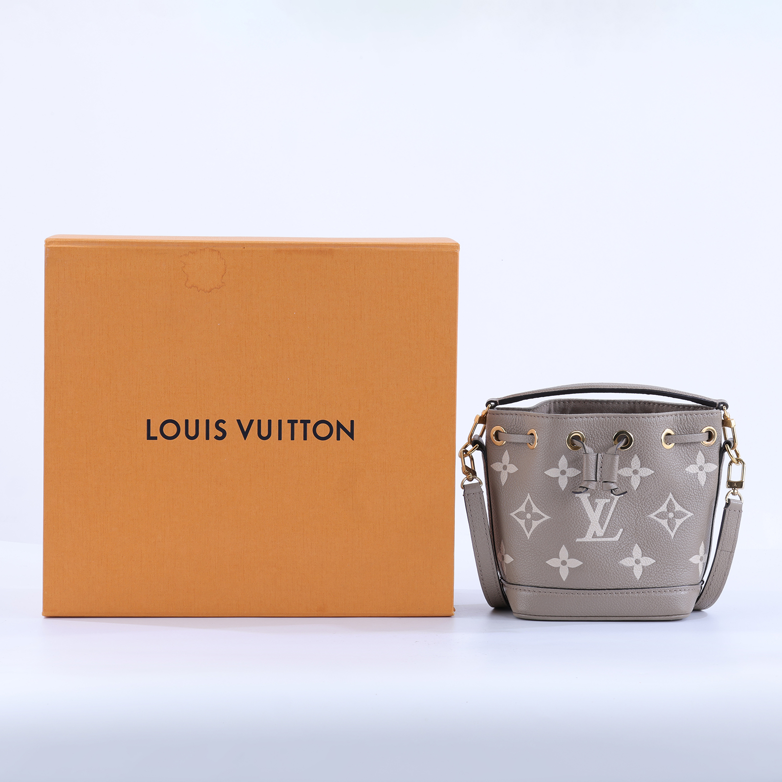 路易威登 LOUIS VUITTON Nano Noé 束口水桶包 Tourterelle 灰色 Cream色 M46291 晶片款  原廠盒子/背帶2