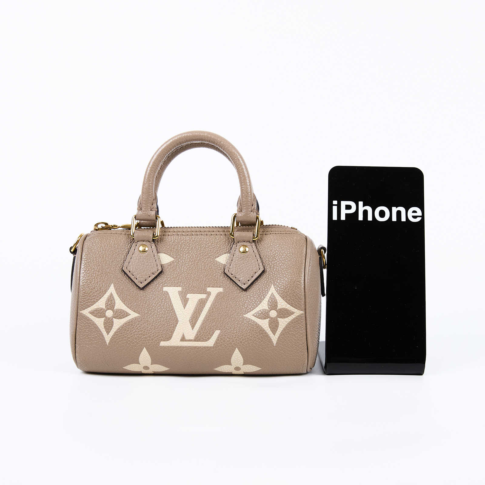 路易威登 LOUIS VUITTON Nano Speedy 手提 斜背 肩背包 灰色 奶油色 M82890 晶片款  原廠盒子/防塵袋/背帶/購買證明