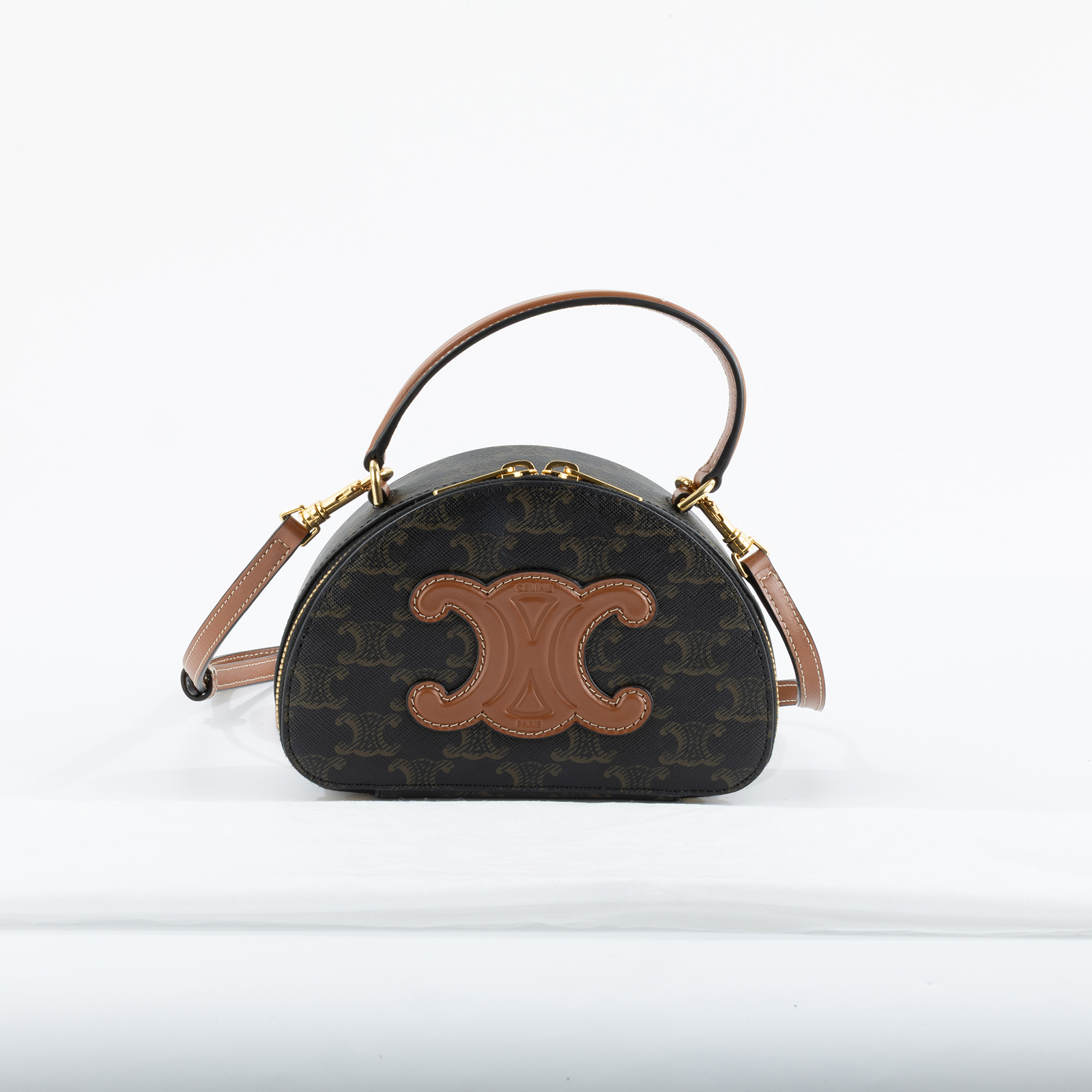 思琳 CELINE 標誌印花半月包 10K642ECM 棕黃色 HALF MOON CASE 背帶
