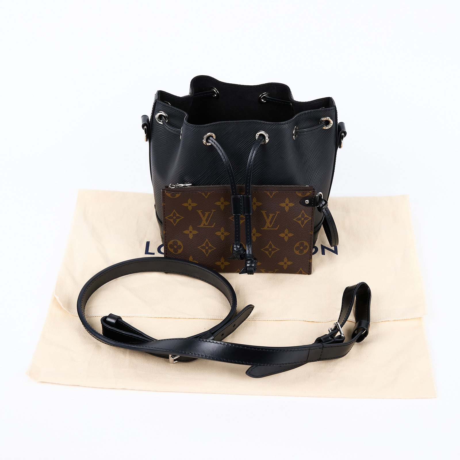 路易威登 LOUIS VUITTON Noé BB 水桶包 肩背包 斜背包 M12847 晶片款 黑Noé BB 防塵袋/內袋/背帶