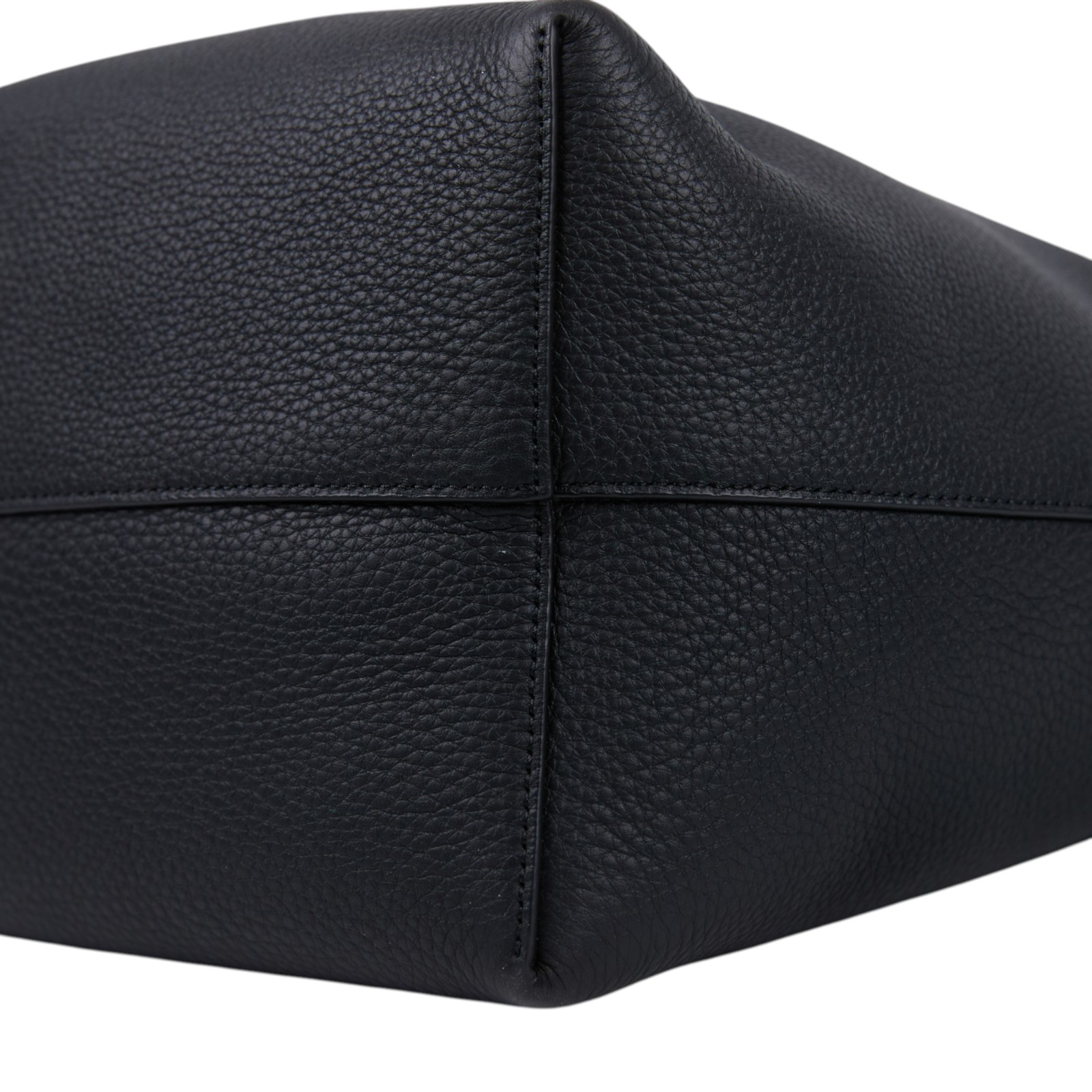安靜奢華主義 THE ROW Medium N/S Park 托特包 黑色 W1313L129BLK 黑色N/S PARK TOTE MEDIUM 無附屬品