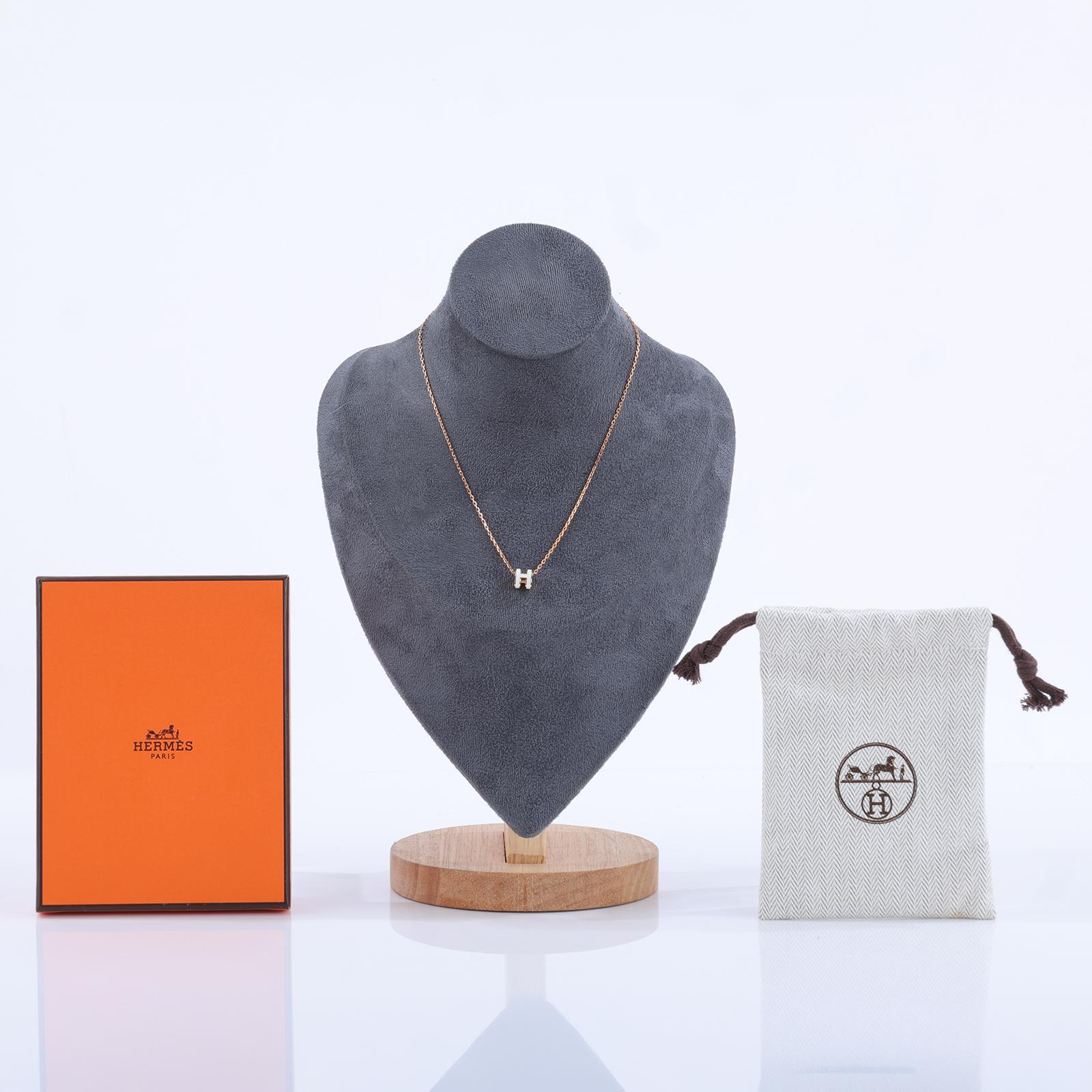 愛馬仕 Hermes Mini Pop H 墜飾 POPHPMINI ST0233 白色POP H MINI項鍊 原廠盒子/防塵袋