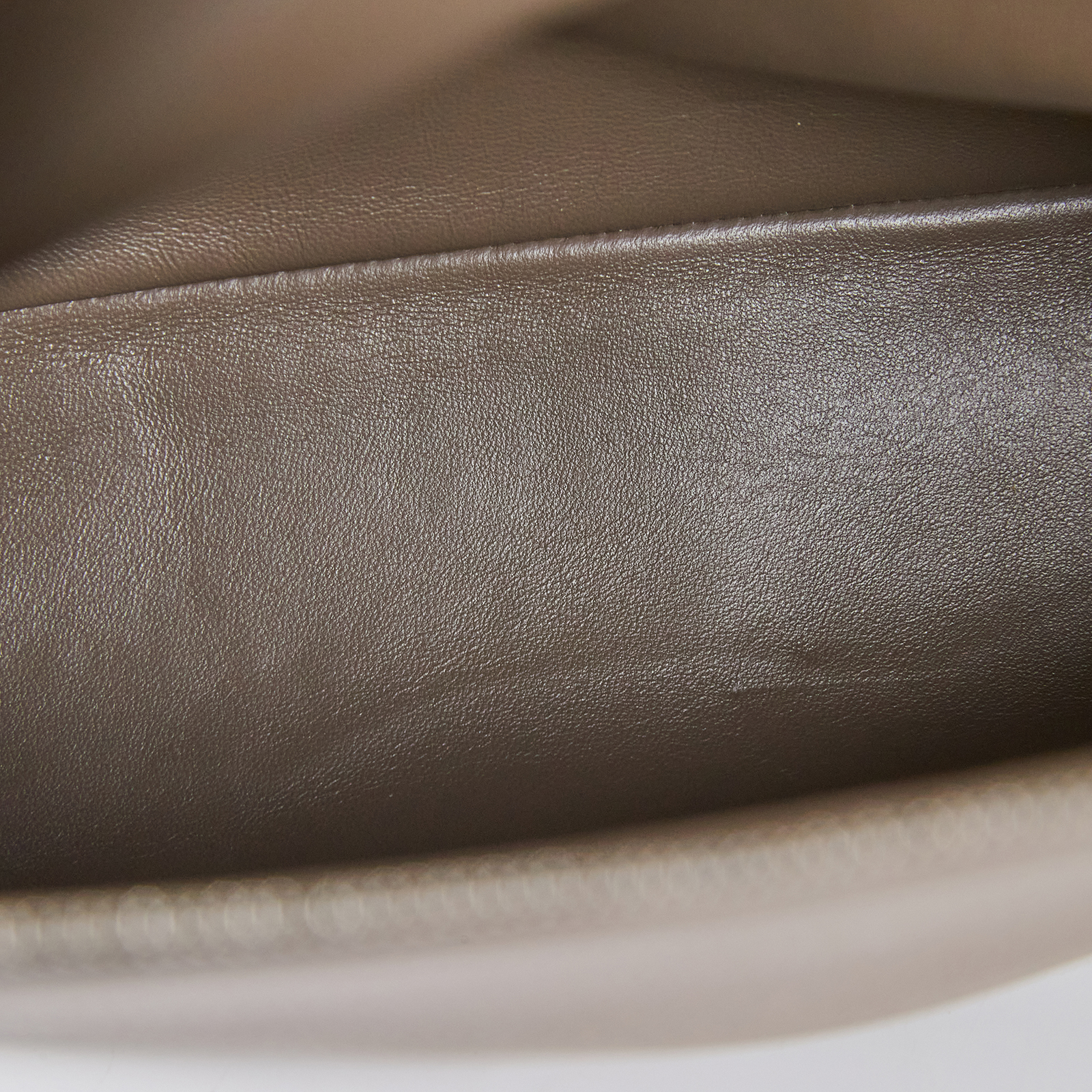 諾悠翩雅 LORO PIANA Extra Pocket 背包 L23.5 FAN4041 暖乳香色/復古銀EXTRA POCKET背包 L23.5 無附屬品