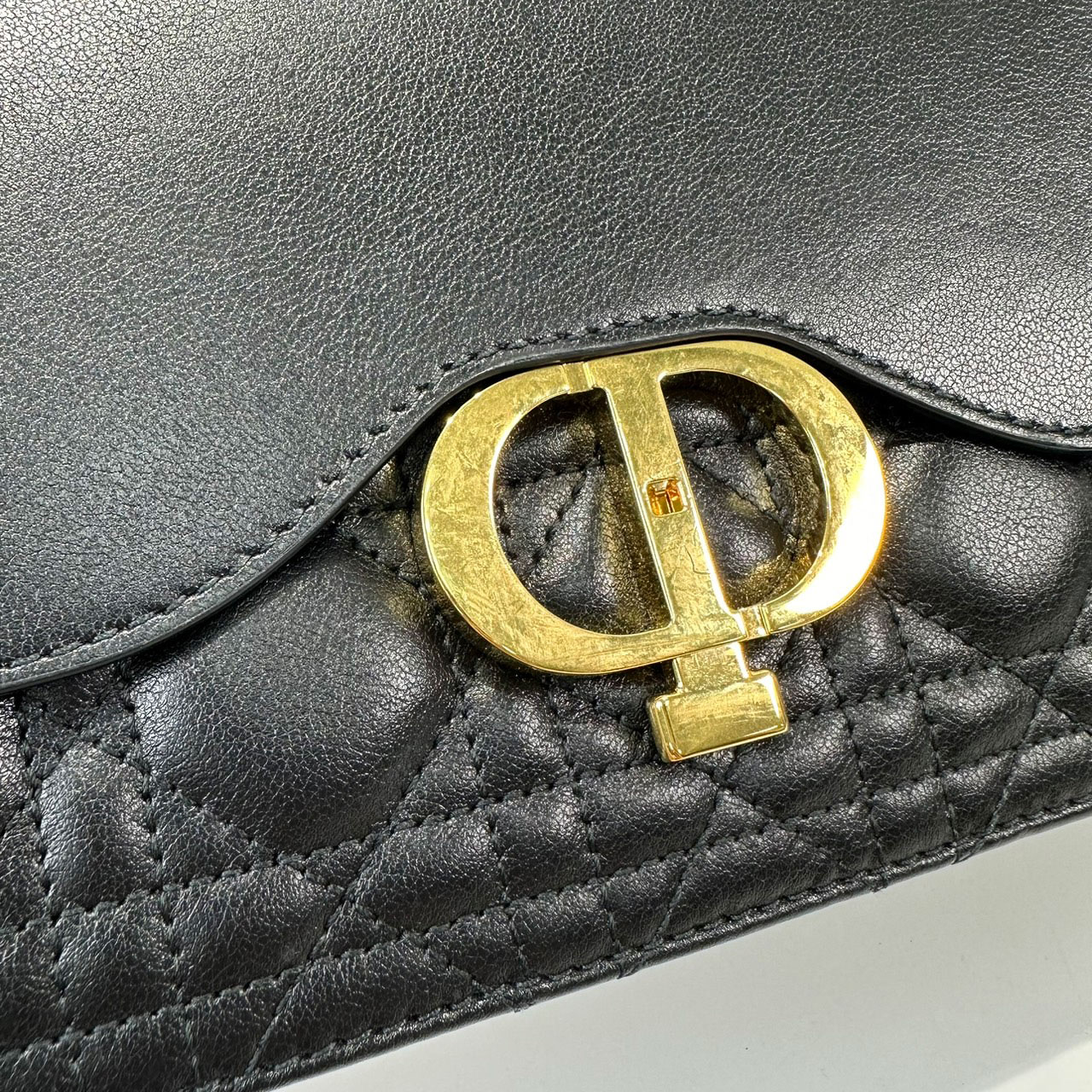 迪奧 CHRISTIAN DIOR Jolie Top Handle 小型 手袋 M9271UBHI 黑羊Dior Jolie小號