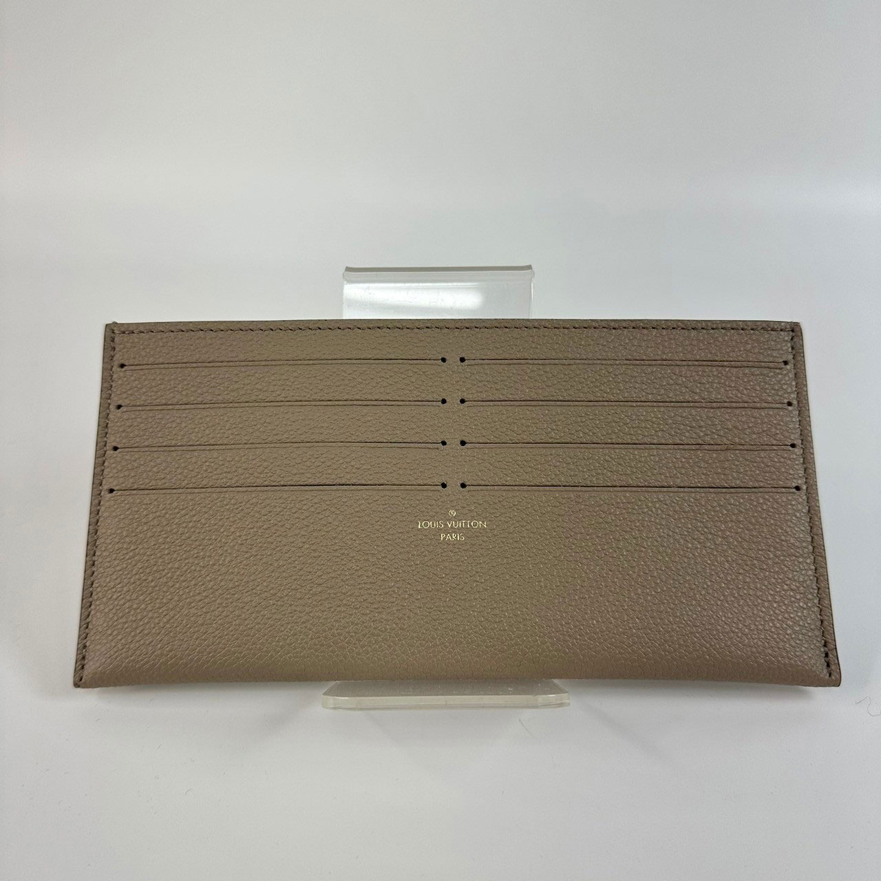 路易威登 LOUIS VUITTON Félicie Pochette 粒面壓花牛皮 翻蓋 斜背 鍊帶 肩背包 灰色 奶油色 M82610 晶片款  原廠盒子/防塵袋/內袋x2