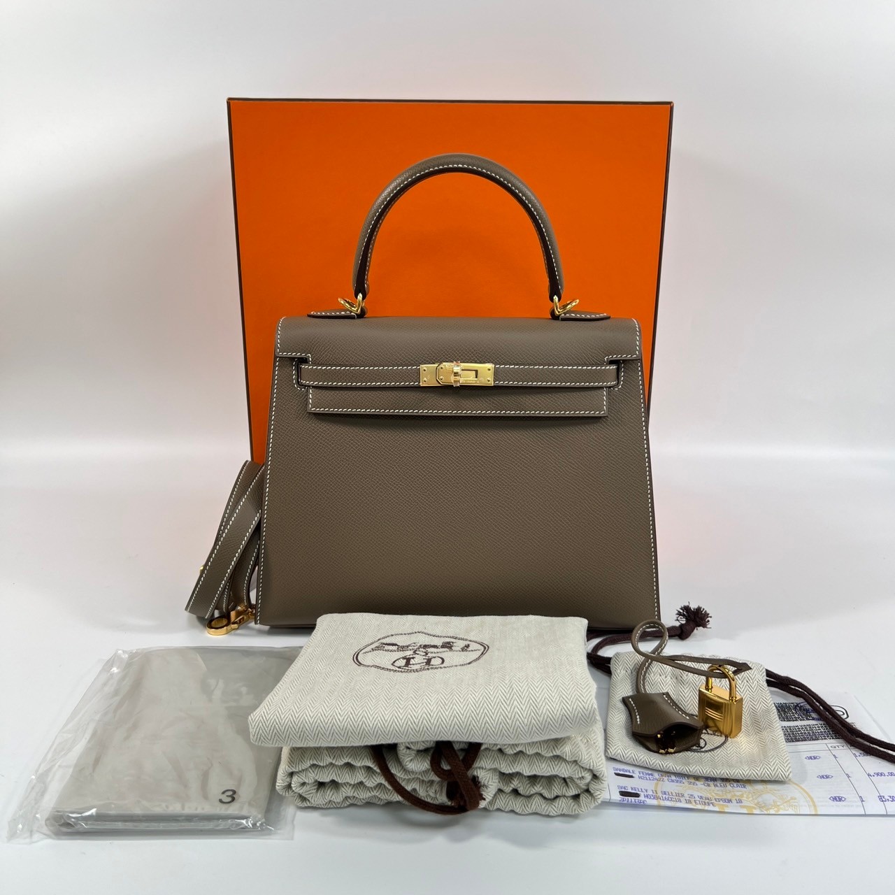 愛馬仕 Hermès Kelly Bag 凱莉包 25 KL25 Z刻/ZPI133PC 大象灰KELLY25 原廠盒子/防塵袋/購買證明/鎖組/雨衣