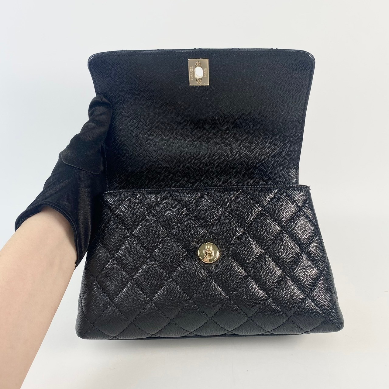 香奈兒 CHANEL Handle 24 手提 口蓋包 A92990 晶片款 黑金荔枝牛COCO HANDLE 原廠盒子/防塵袋/購買證明