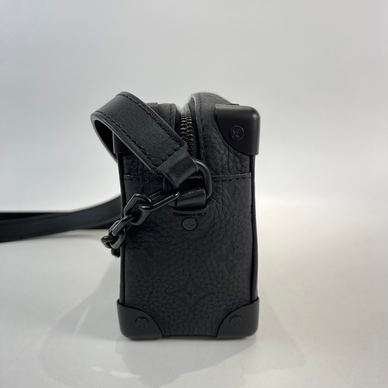 路易威登 LOUIS VUITTON Mini Soft Trunk 迷你 隨身包 黑色 M55702 晶片款  防塵袋