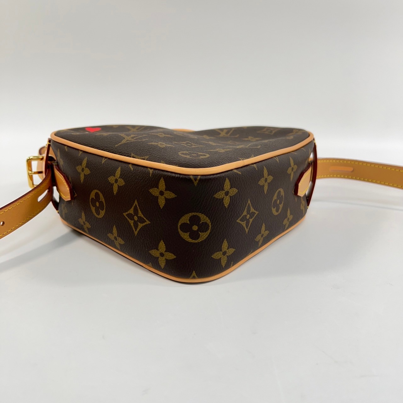 路易威登 LOUIS VUITTON Game On Coeur 經典帆布 愛心 斜背包 M57456 原花愛心斜背包 防塵袋