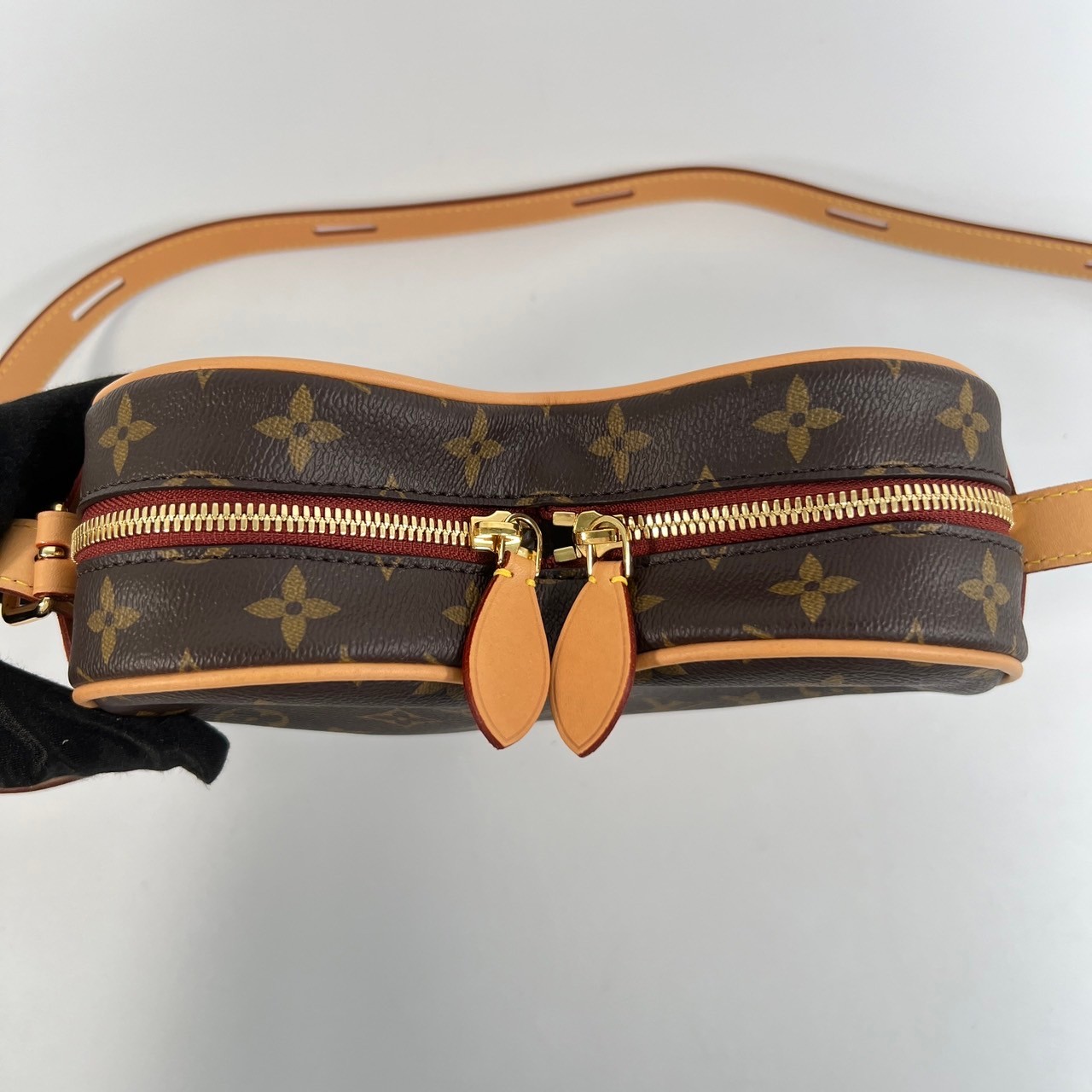 路易威登 LOUIS VUITTON Game On Coeur 經典帆布 愛心 斜背包 M57456 原花愛心斜背包 防塵袋