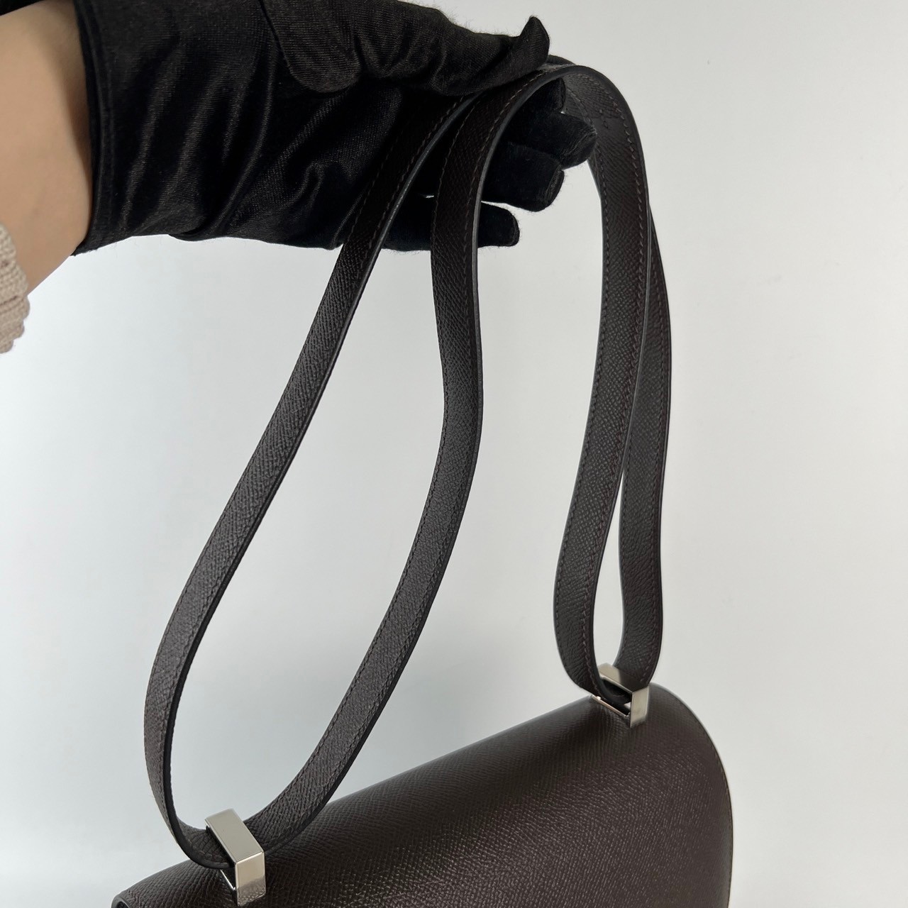 愛馬仕 Hermès Constance Bag 康康包 24 CN24 Y刻 烏木色CONSTANCE24 原廠盒子/防塵袋