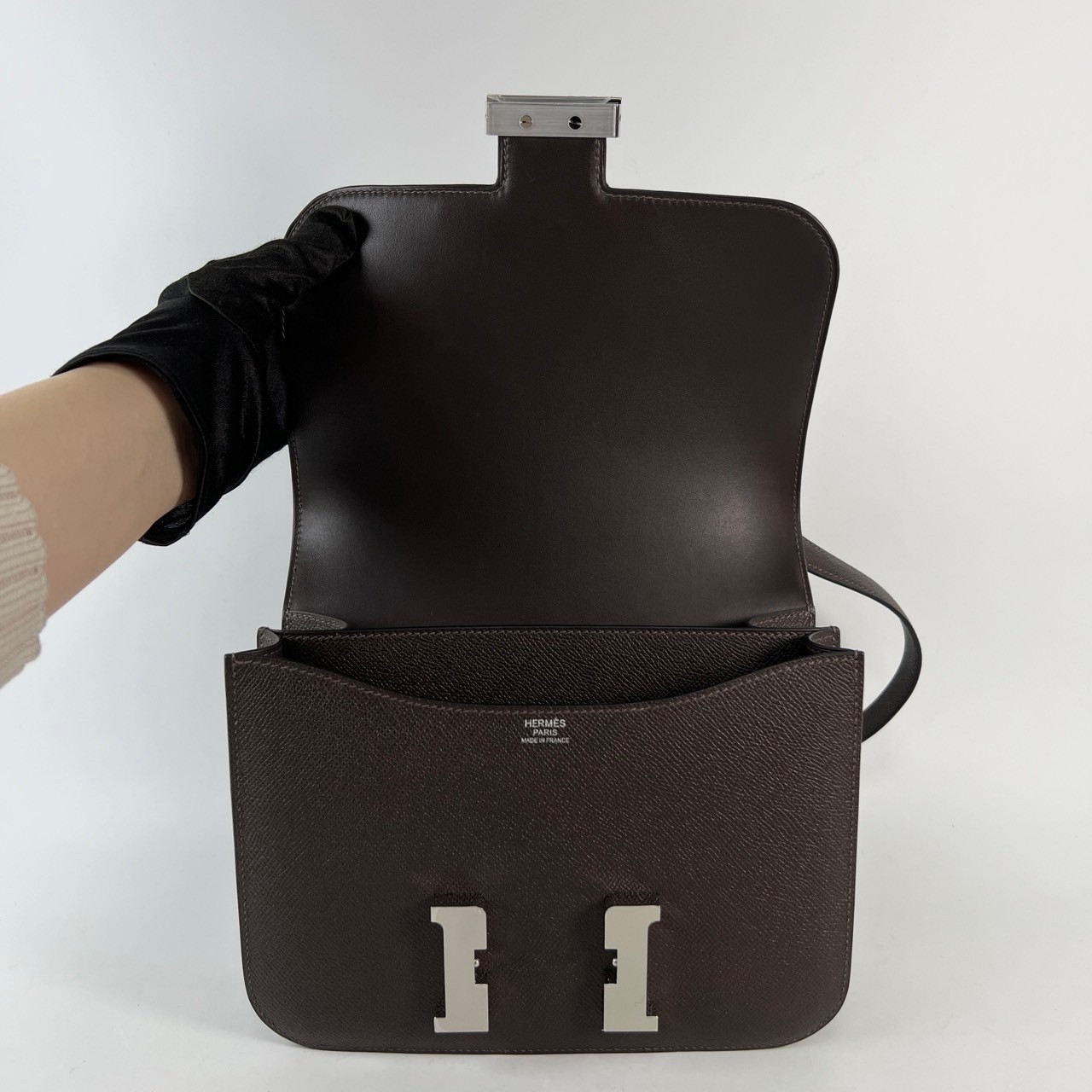 愛馬仕 Hermès Constance Bag 康康包 24 CN24 Y刻 烏木色CONSTANCE24 原廠盒子/防塵袋