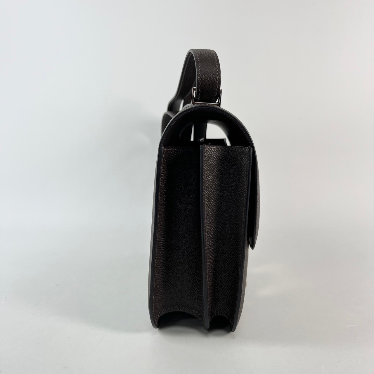 愛馬仕 Hermès Constance Bag 康康包 24 CN24 Y刻 烏木色CONSTANCE24 原廠盒子/防塵袋