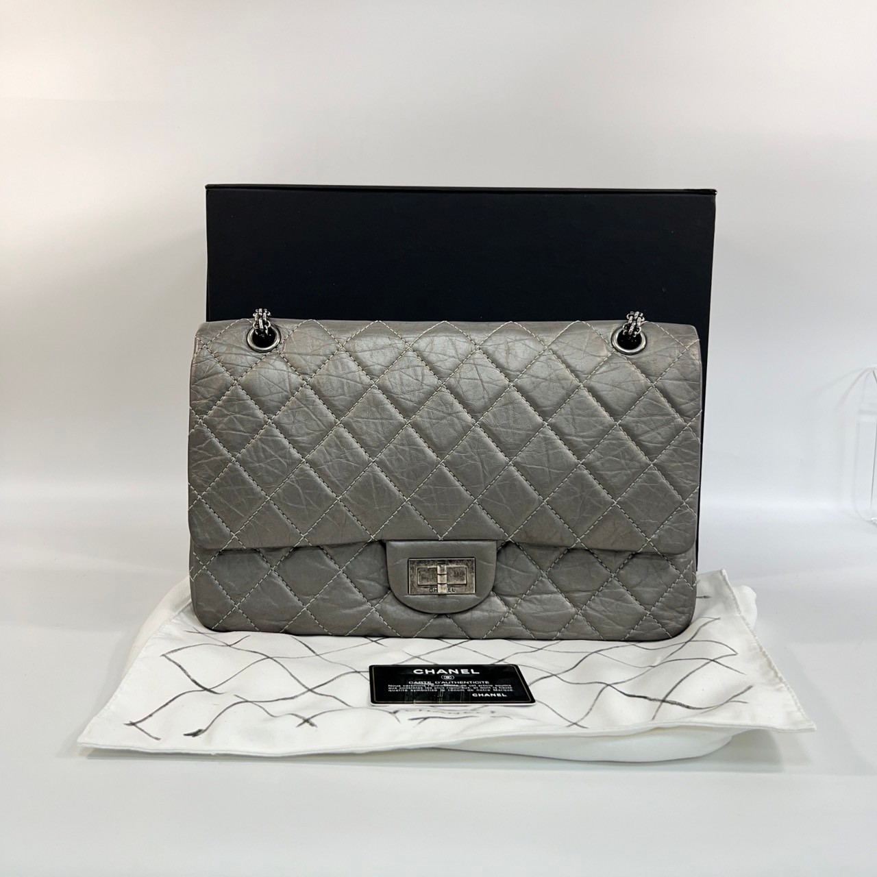 香奈兒 CHANEL 2.55 超大型 口蓋包  14開2.55銀色31CM 原廠盒子/防塵袋/保證卡