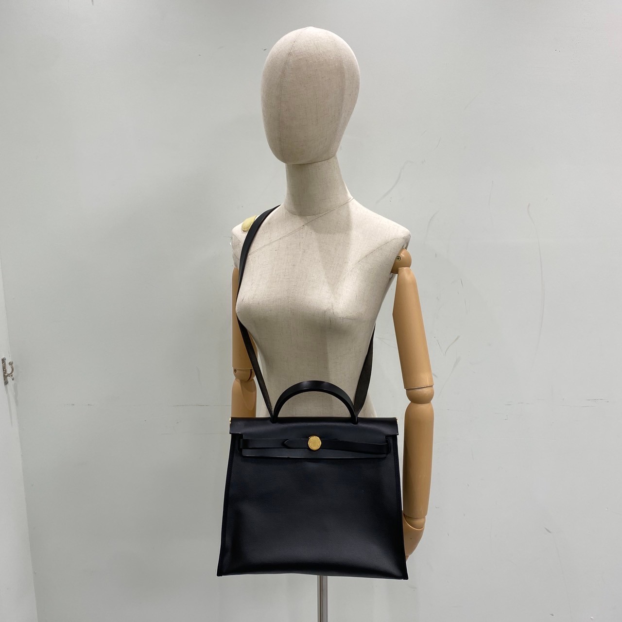 愛馬仕 Hermès Herbag Zip 31 HER31 Z刻 黑防水HERBAG31 防塵袋/原廠盒子/鎖組