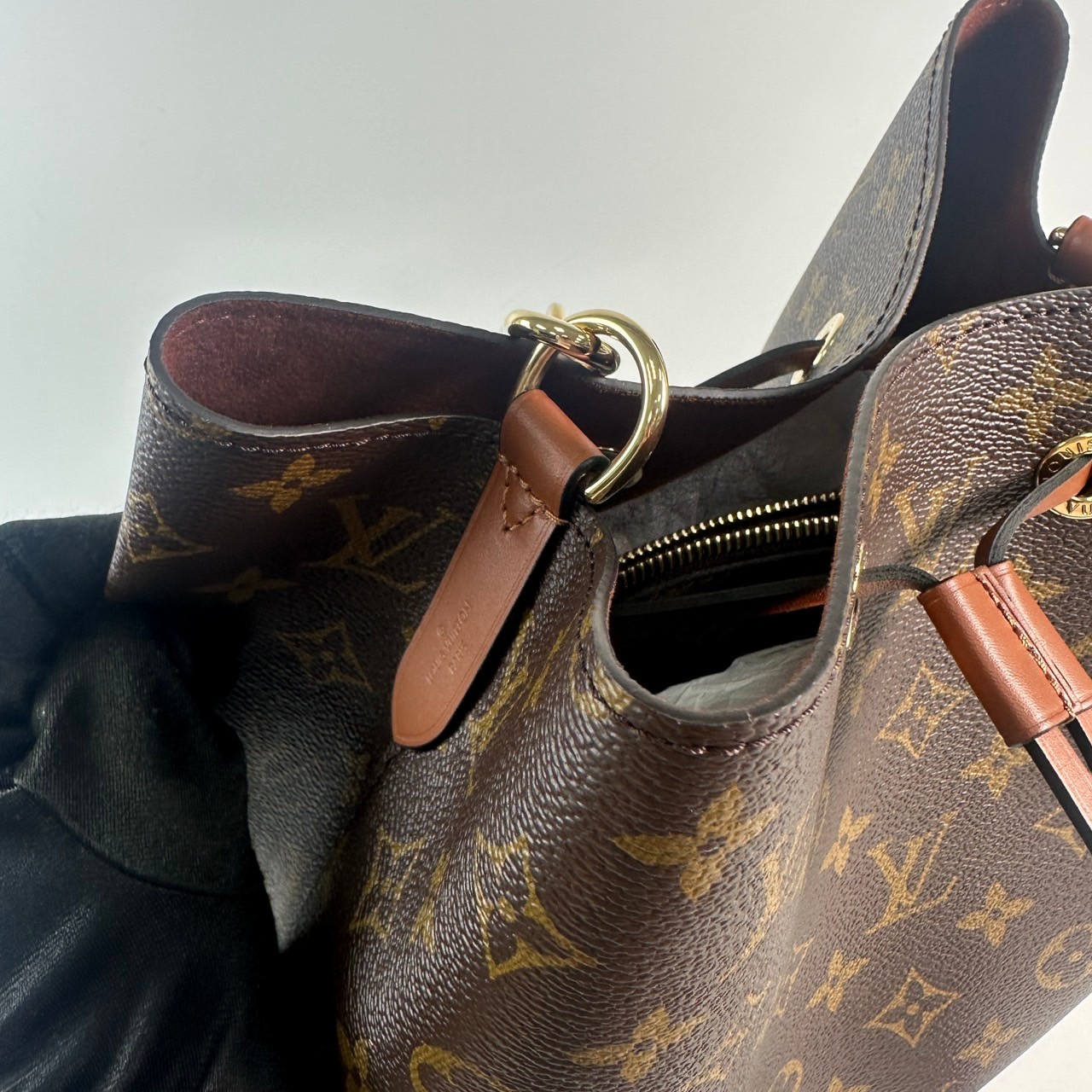 路易威登 LOUIS VUITTON NéoNoé MM 經典帆布 肩背 水桶包 棕色 M44887 晶片款 　棕原花NéoNoé 水桶包 無附屬品