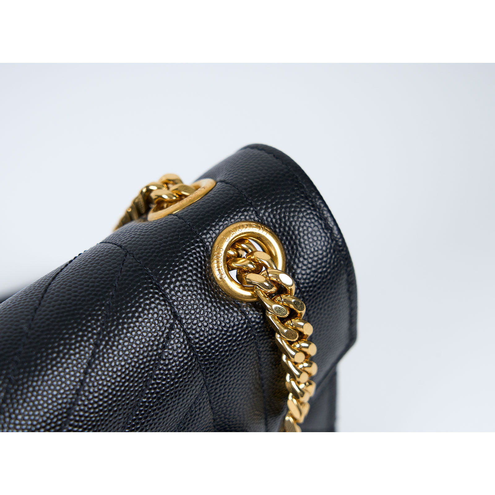 聖羅蘭 YSL SAINT LAURENT Envelope 粒面絎縫皮革 中型 信封袋 600185BOW91 黑金LOGO鍊包 防塵袋