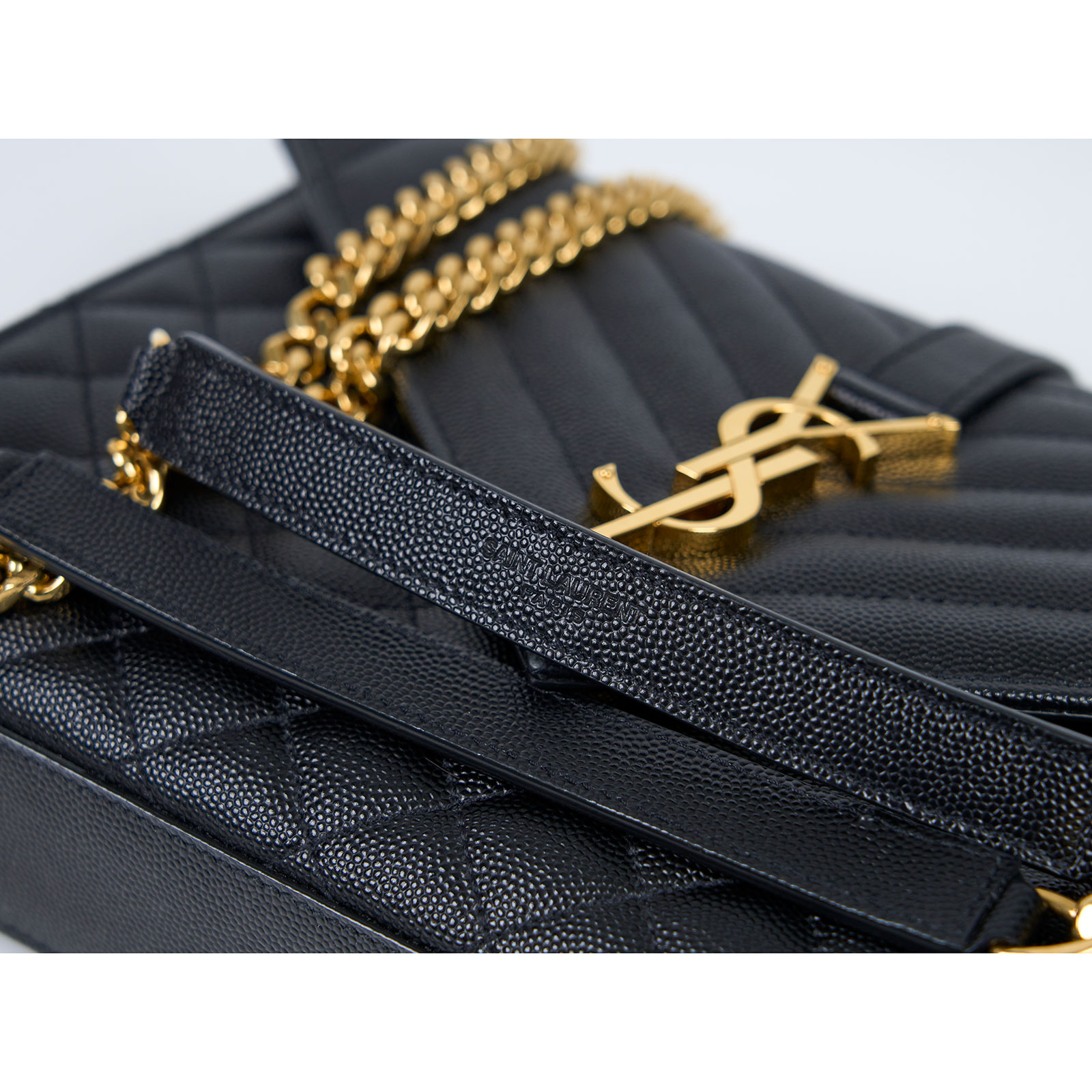 聖羅蘭 YSL SAINT LAURENT Envelope 粒面絎縫皮革 中型 信封袋 600185BOW91 黑金LOGO鍊包 防塵袋