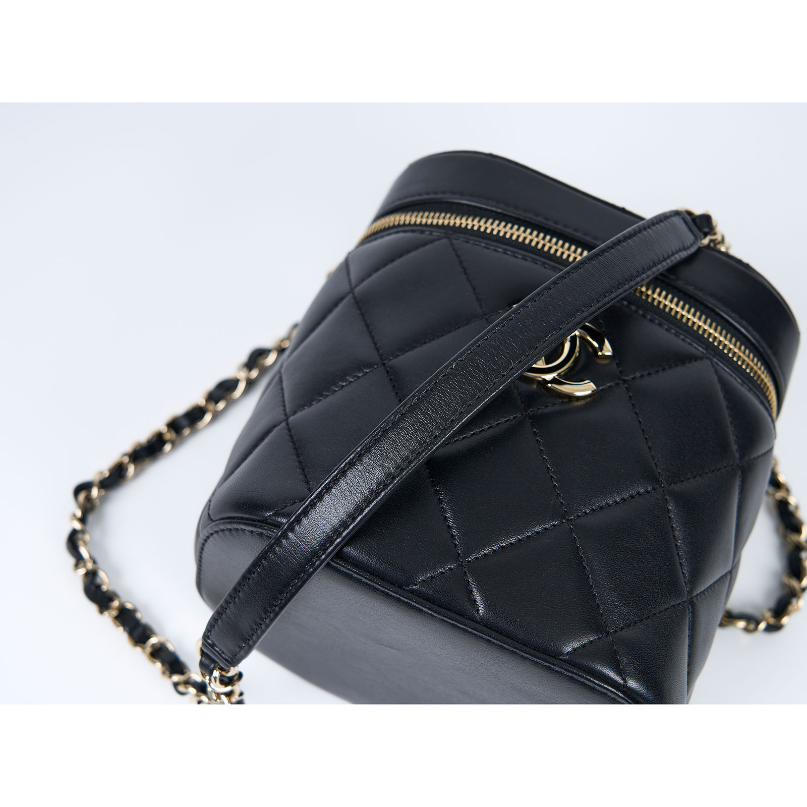 香奈兒 CHANEL Vanity Case Handle 斜背 手提 化妝箱  29開 黑羊TRENDY CC VANITY 防塵袋/保證卡