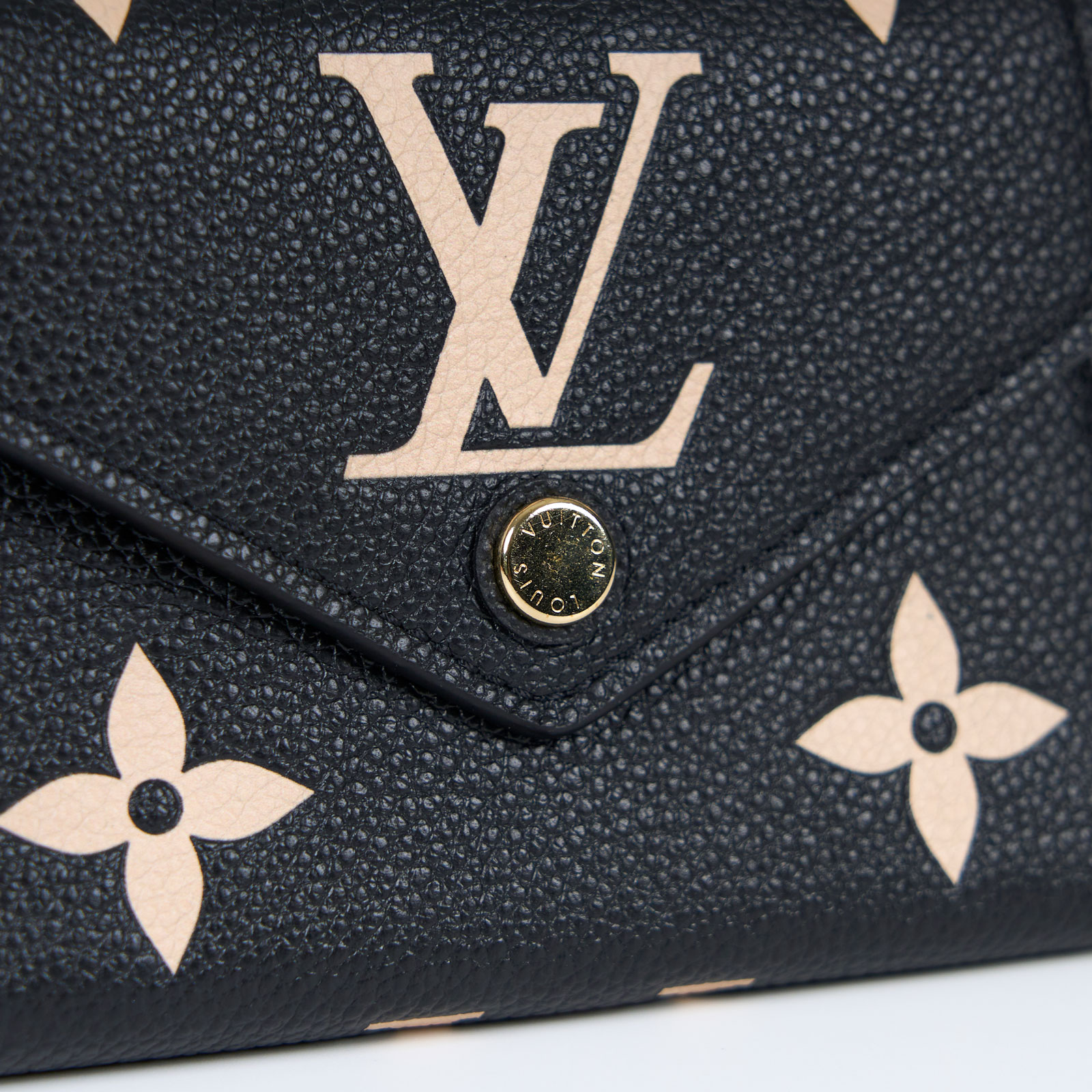 路易威登 LOUIS VUITTON Victorine 錢包 壓花牛皮 黑色米色 M80968 晶片款  原廠盒子/防塵袋/購買證明影本