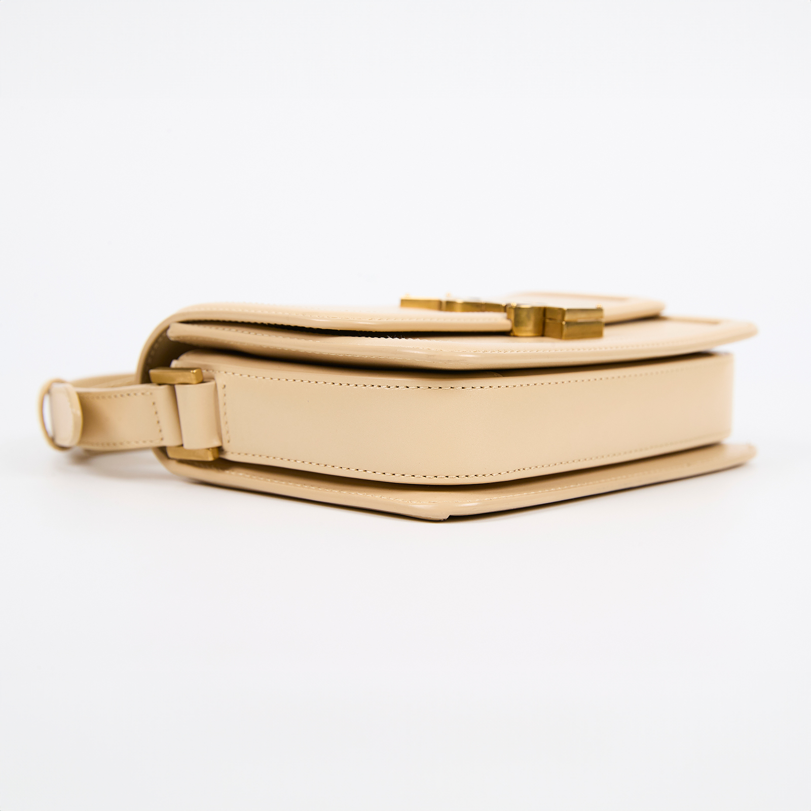 聖羅蘭 YSL SAINT LAURENT solferino box 皮革 小型 書包 6343060SX0W 杏色金釦SOLFERINO 防塵袋