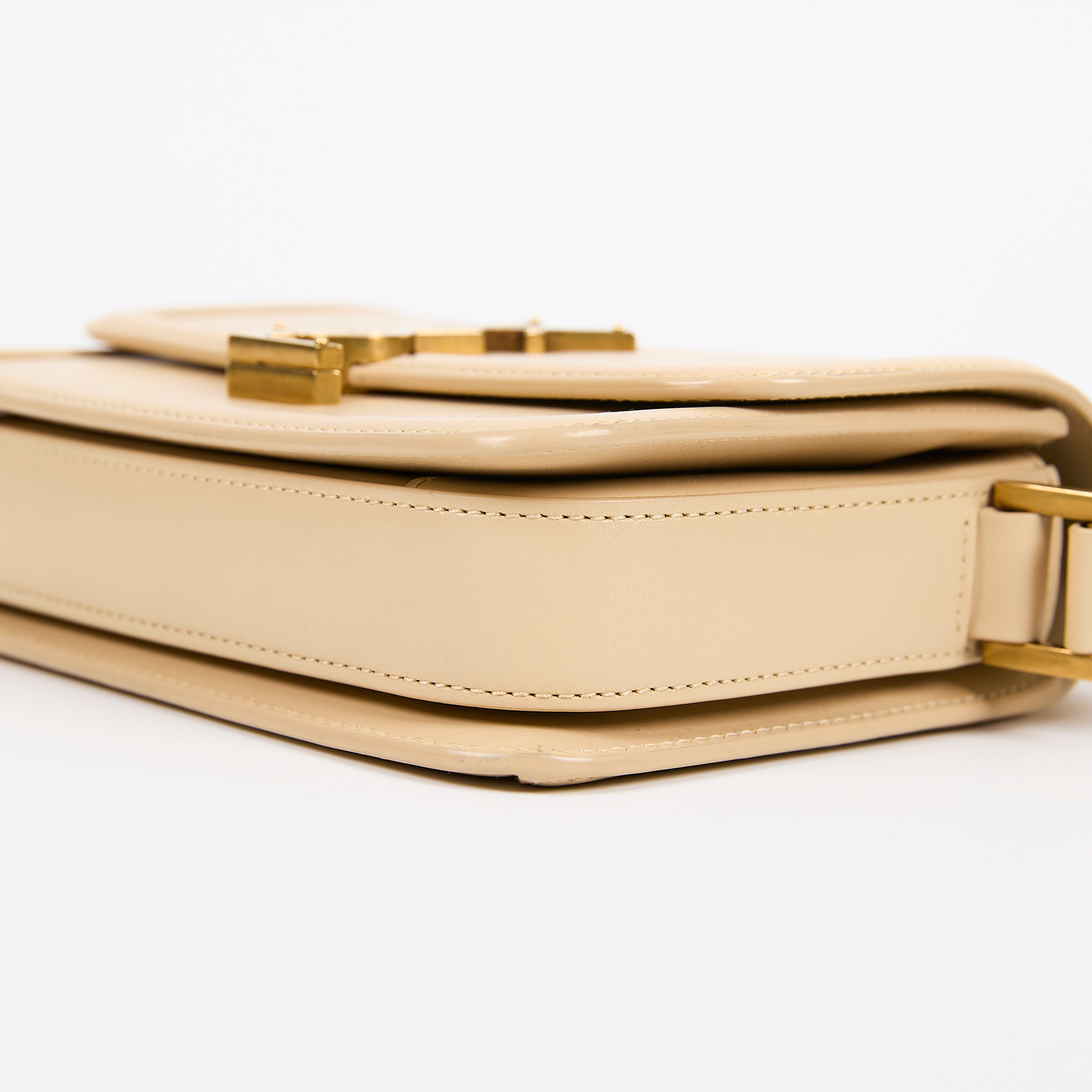 聖羅蘭 YSL SAINT LAURENT solferino box 皮革 小型 書包 6343060SX0W 杏色金釦SOLFERINO 防塵袋