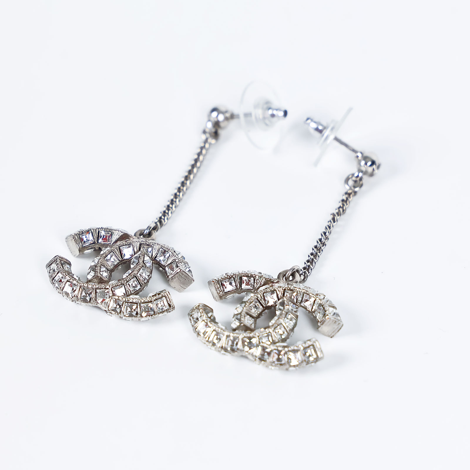 香奈兒 CHANEL 耳釘 F20V 水鑽LOGO耳環 原廠盒子