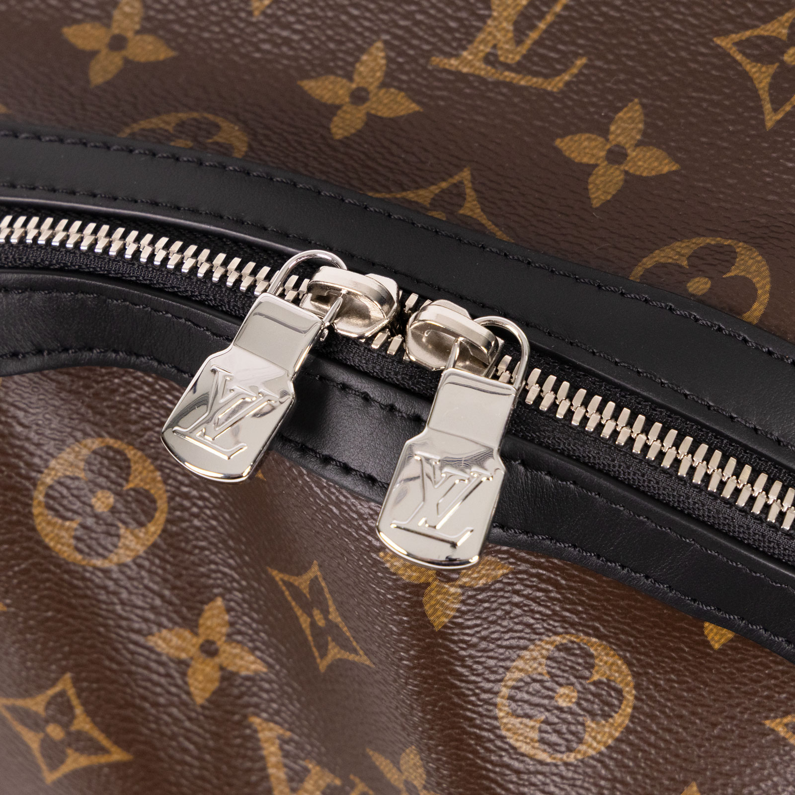 路易威登 LOUIS VUITTON Discovery PM 背包 M46684 晶片款 Discovery PM 背包 防塵袋/購買證明