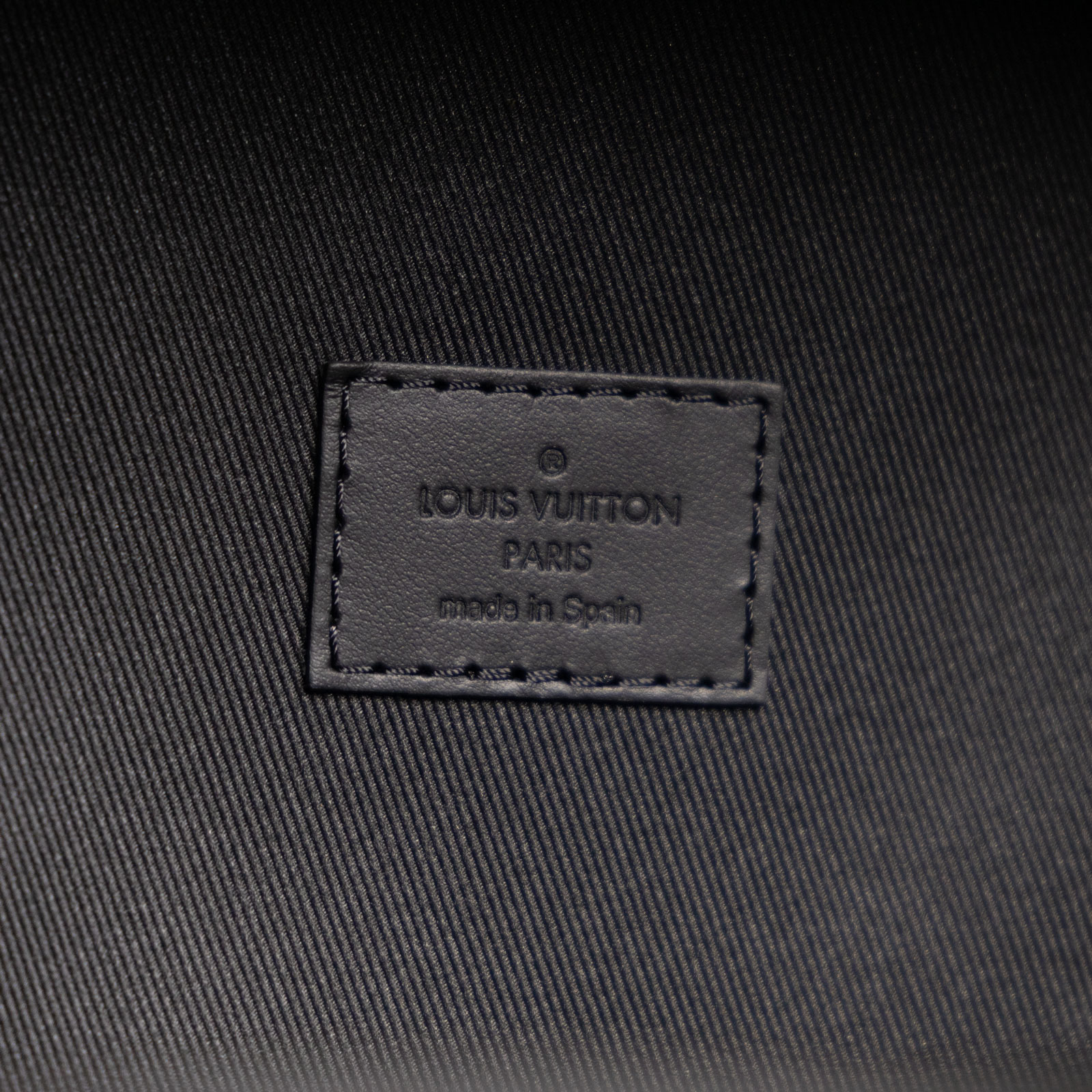 路易威登 LOUIS VUITTON Discovery PM 背包 M46684 晶片款 Discovery PM 背包 防塵袋/購買證明