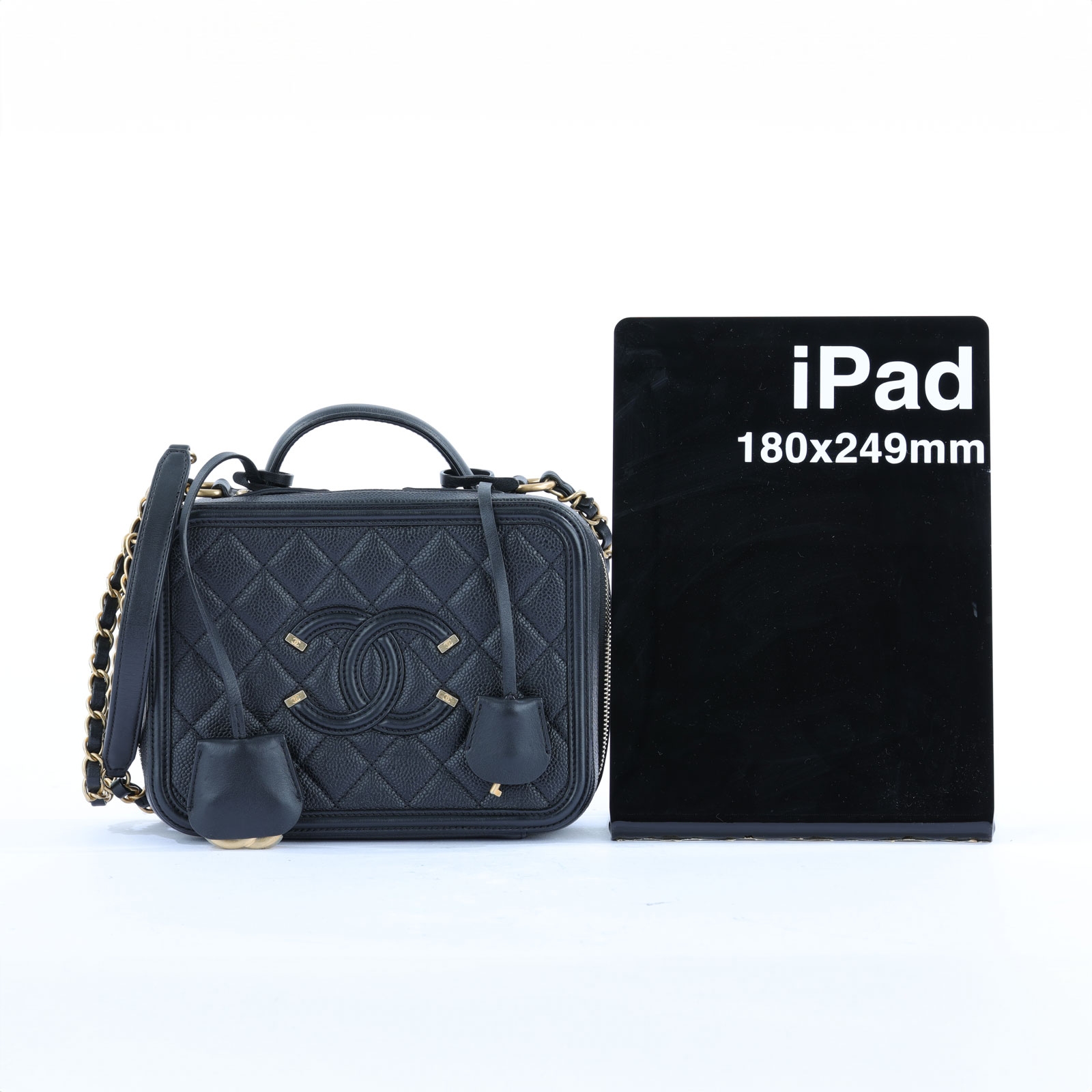 香奈兒 CHANEL Vanity Case 中型 化妝箱 A93343 27開黑金菱格Vanity Case 肩背包 防塵袋