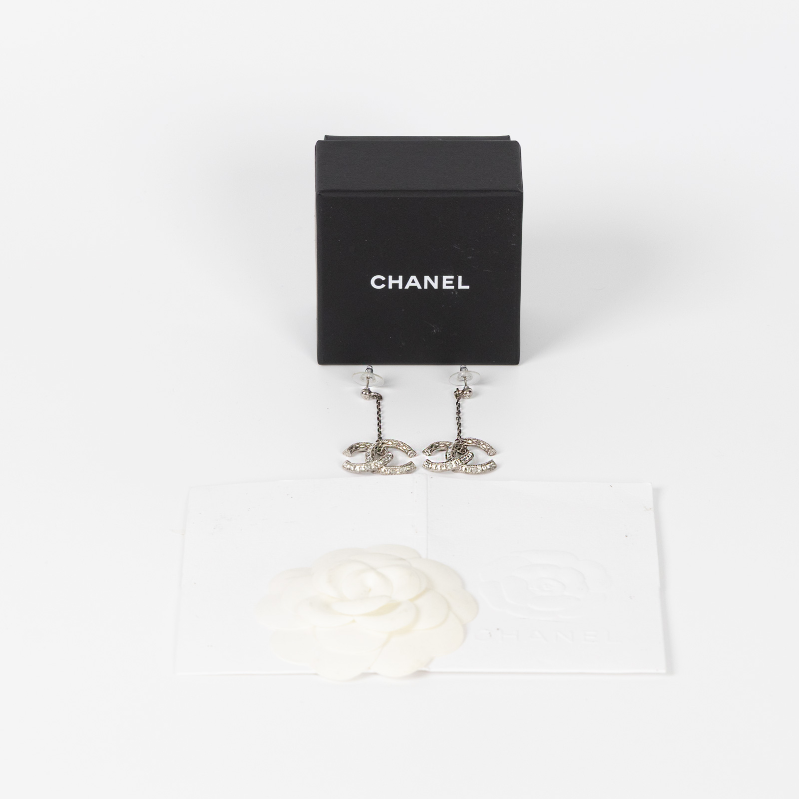 香奈兒 CHANEL 耳釘 18S 銀水鑽雙C垂墜耳環 原廠盒子/購買證明
