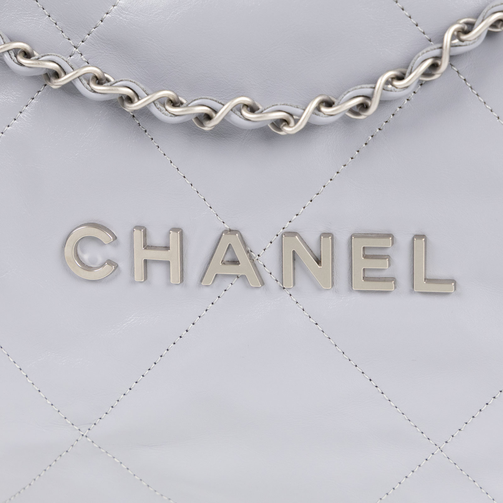 香奈兒 CHANEL 22 中型 束口包 AS3261 晶片款 灰CHANEL22 包 中號 內袋