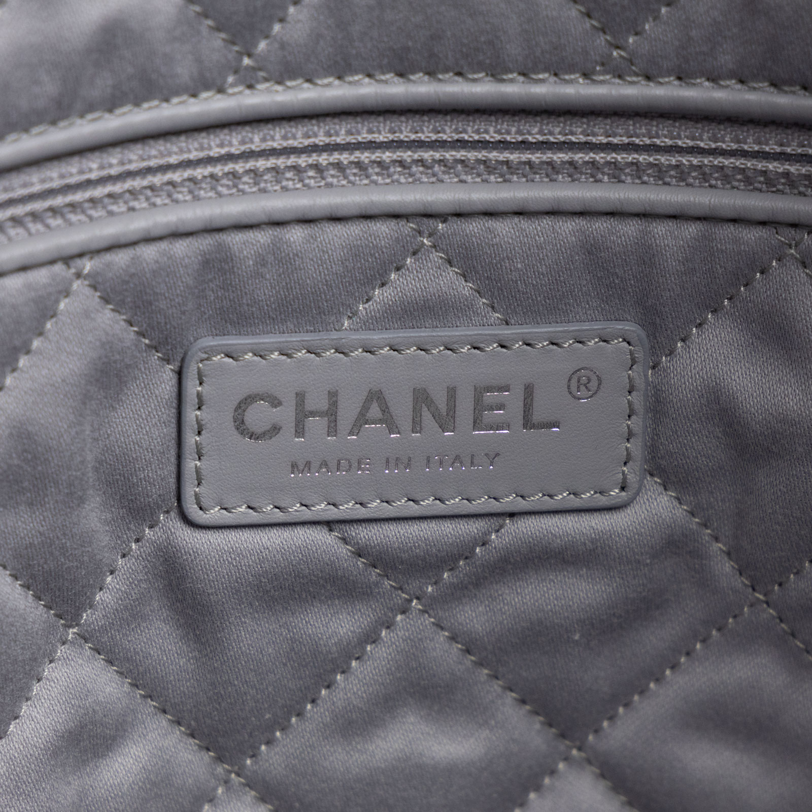 香奈兒 CHANEL 22 中型 束口包 AS3261 晶片款 灰CHANEL22 包 中號 內袋