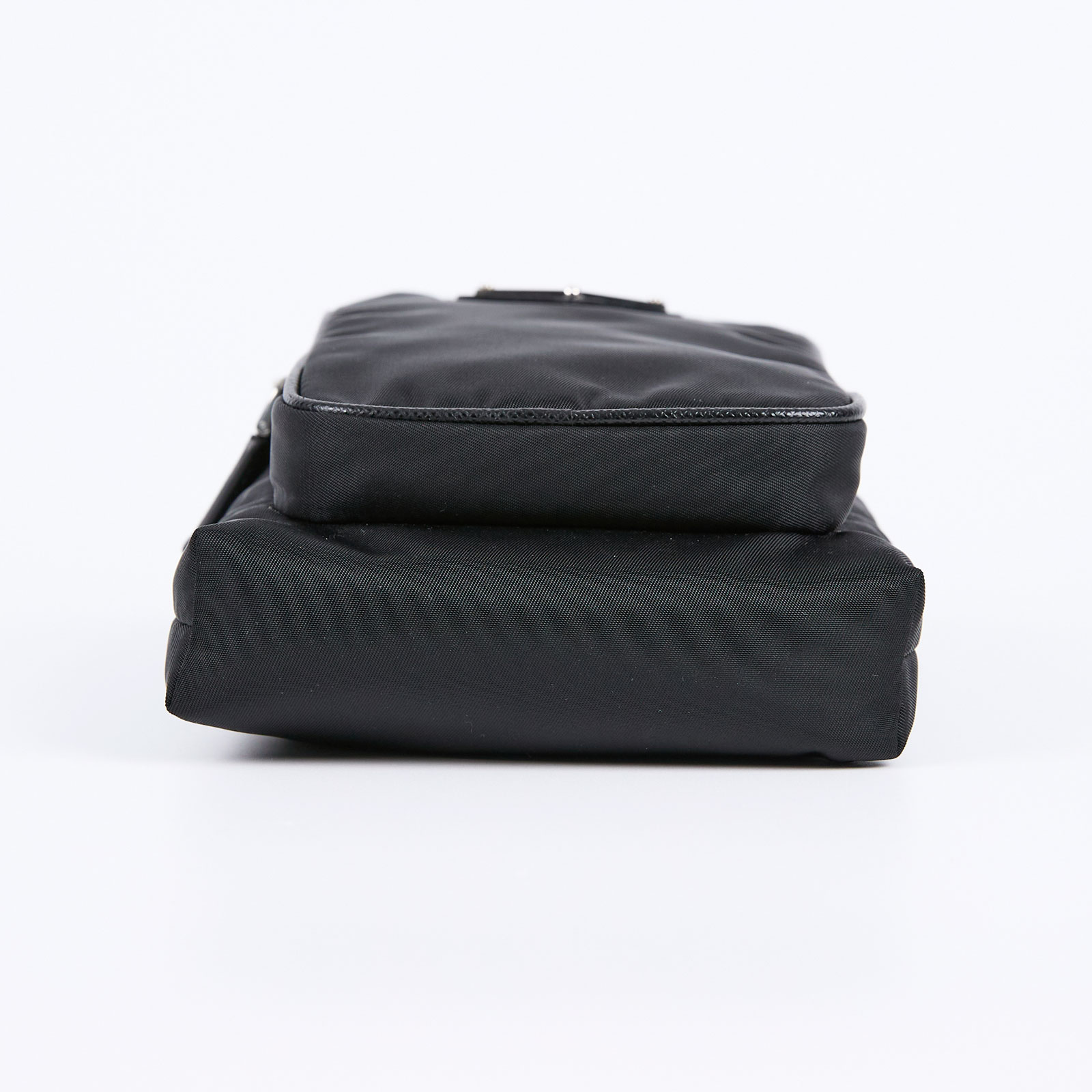 普拉達 PRADA Re-Nylon 智能手機保護套 2ZH155_2DMI 黑尼龍手機包 原廠盒子/保證卡